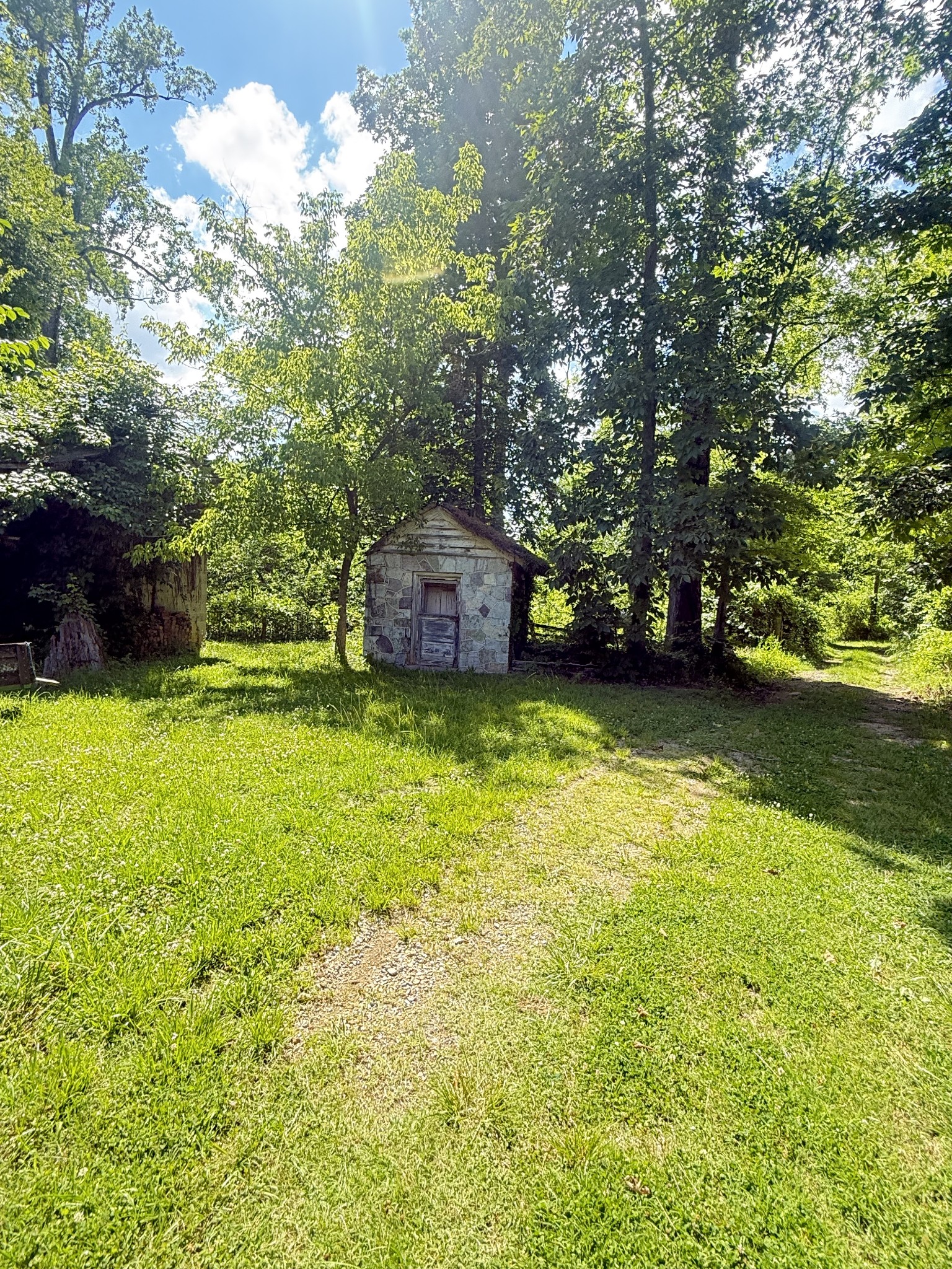 123s Shadow Lane Property Photo 30