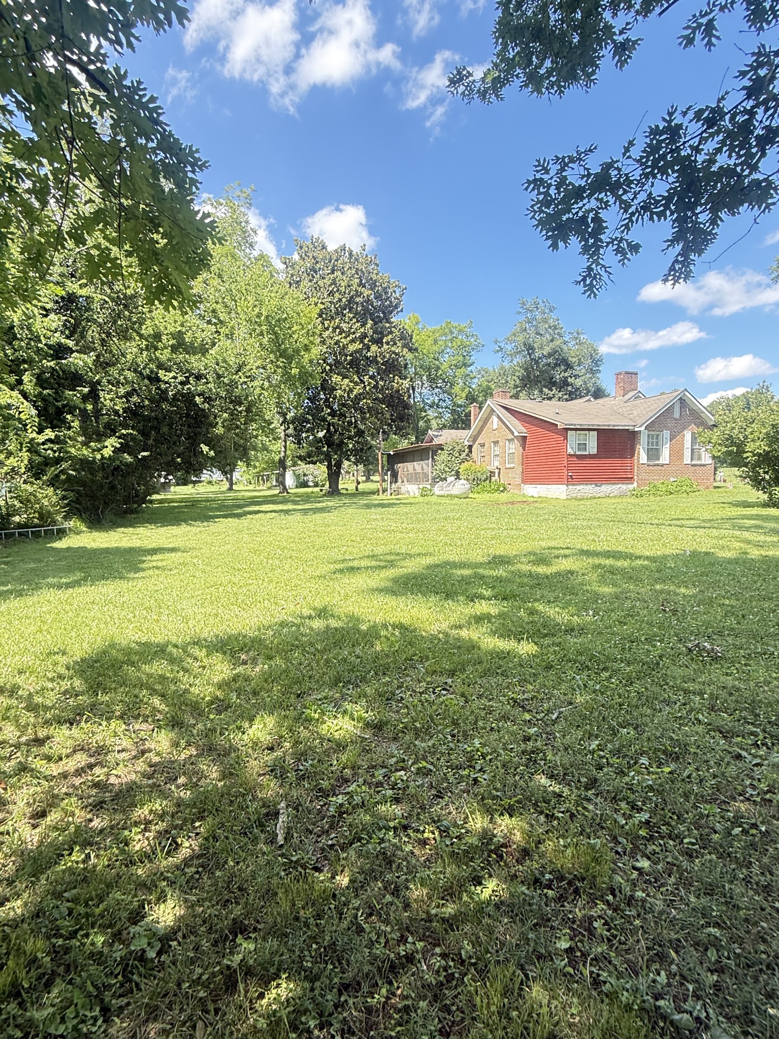 123s Shadow Lane Property Photo 33