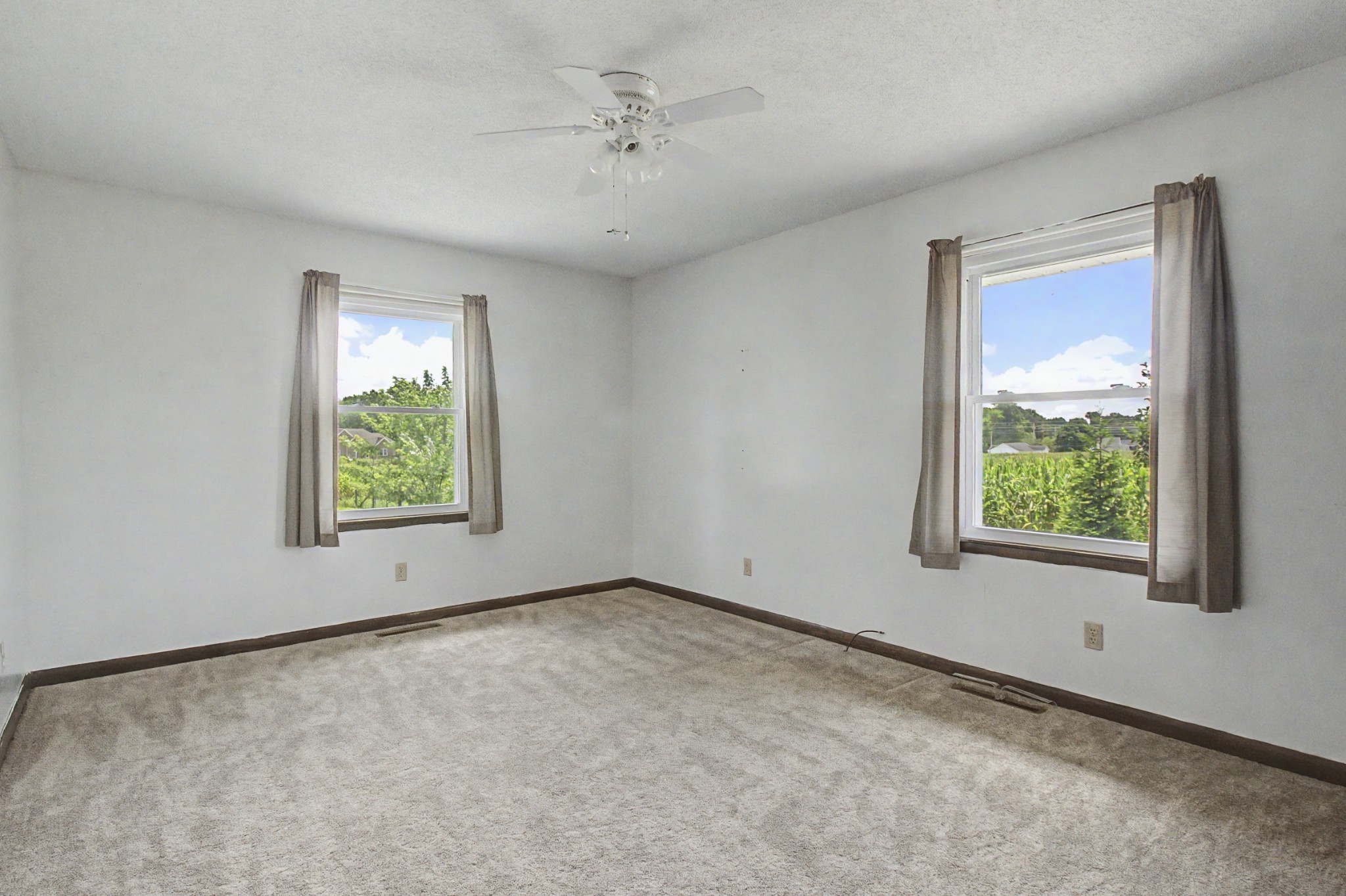 781 Blue Creek Rd Property Photo 36