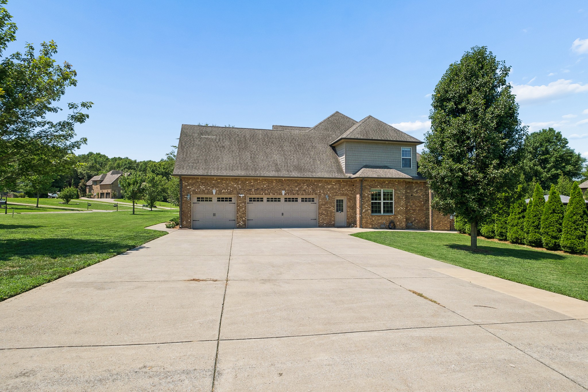 804 Twin View Dr Property Photo 4