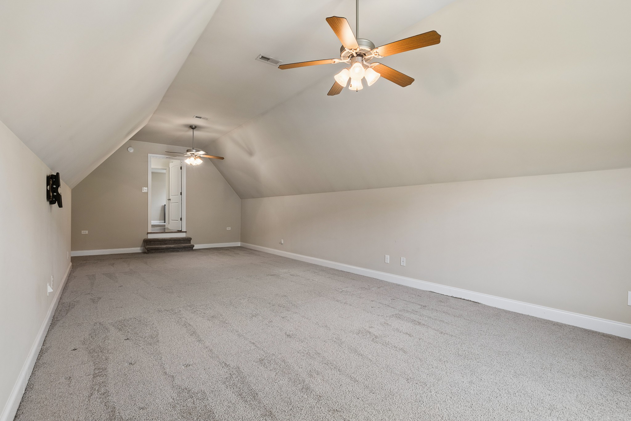 804 Twin View Dr Property Photo 36