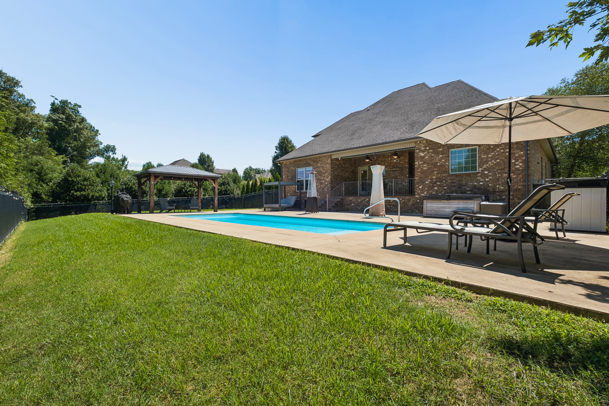 804 Twin View Dr Property Photo 51
