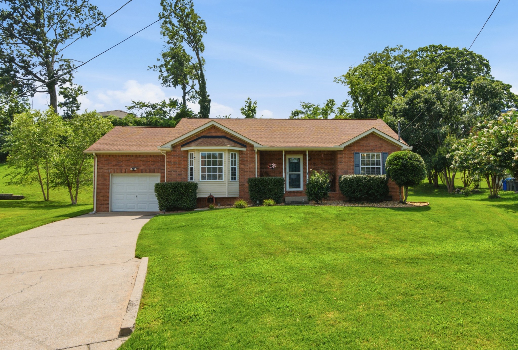 710 Pinehurst Pt