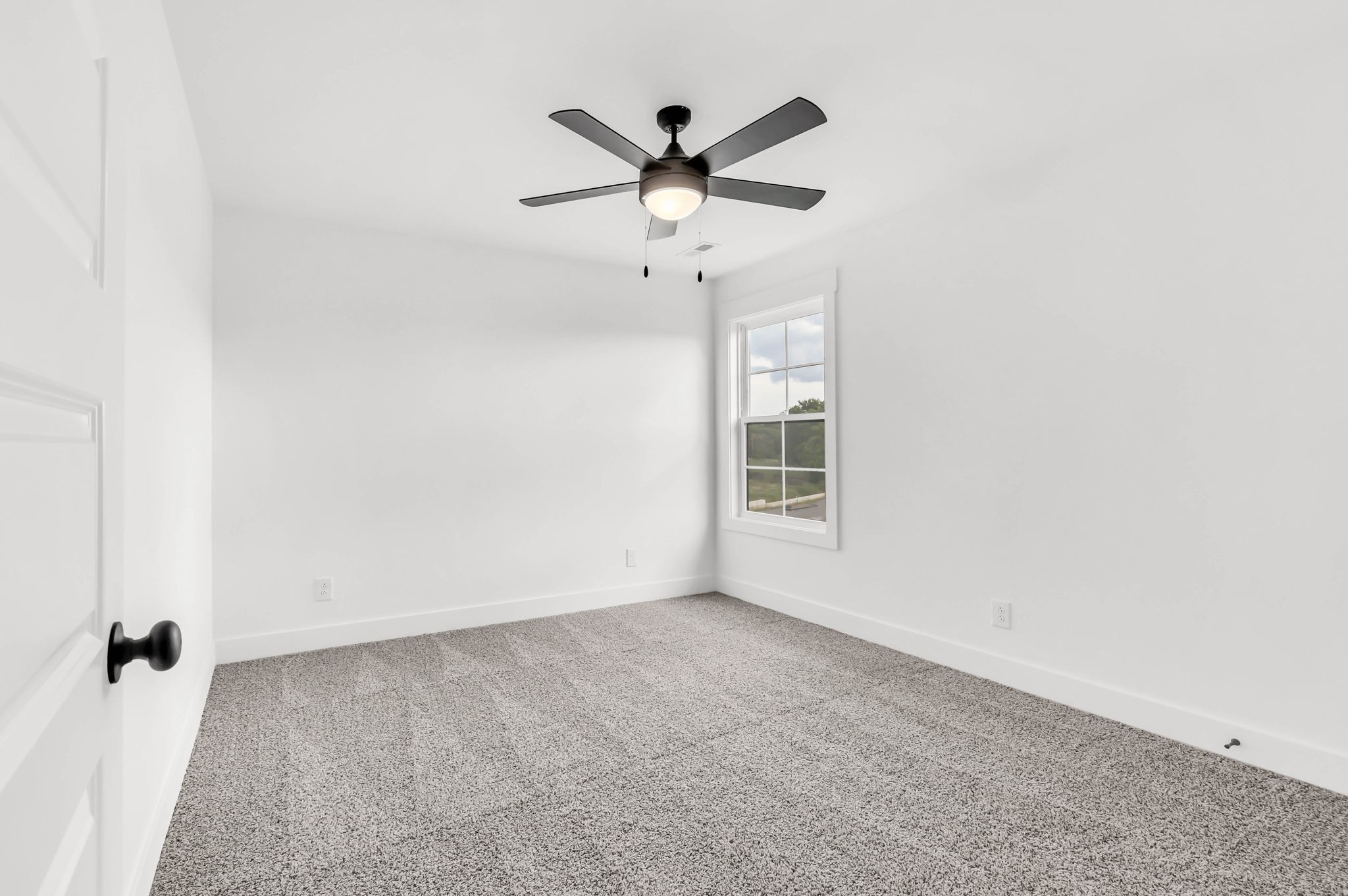 188 Sherlock Dr Property Photo 18