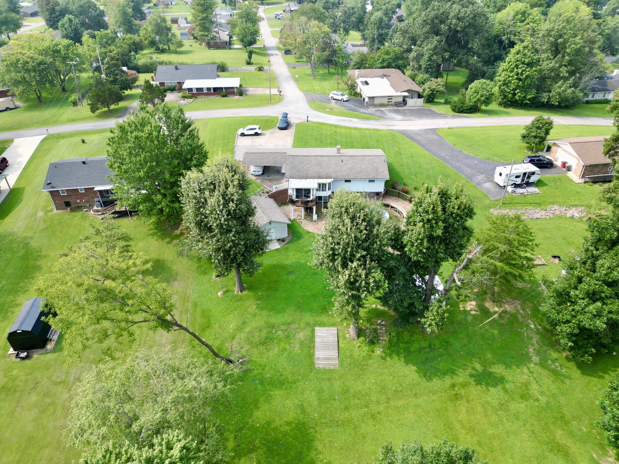 233 Twin Hill Dr Property Photo 31