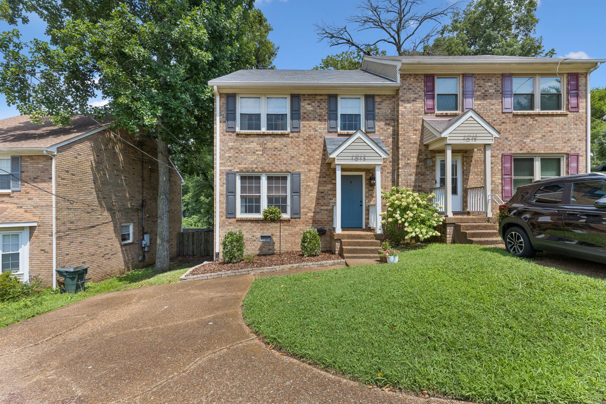 1013 Pleasant View Dr