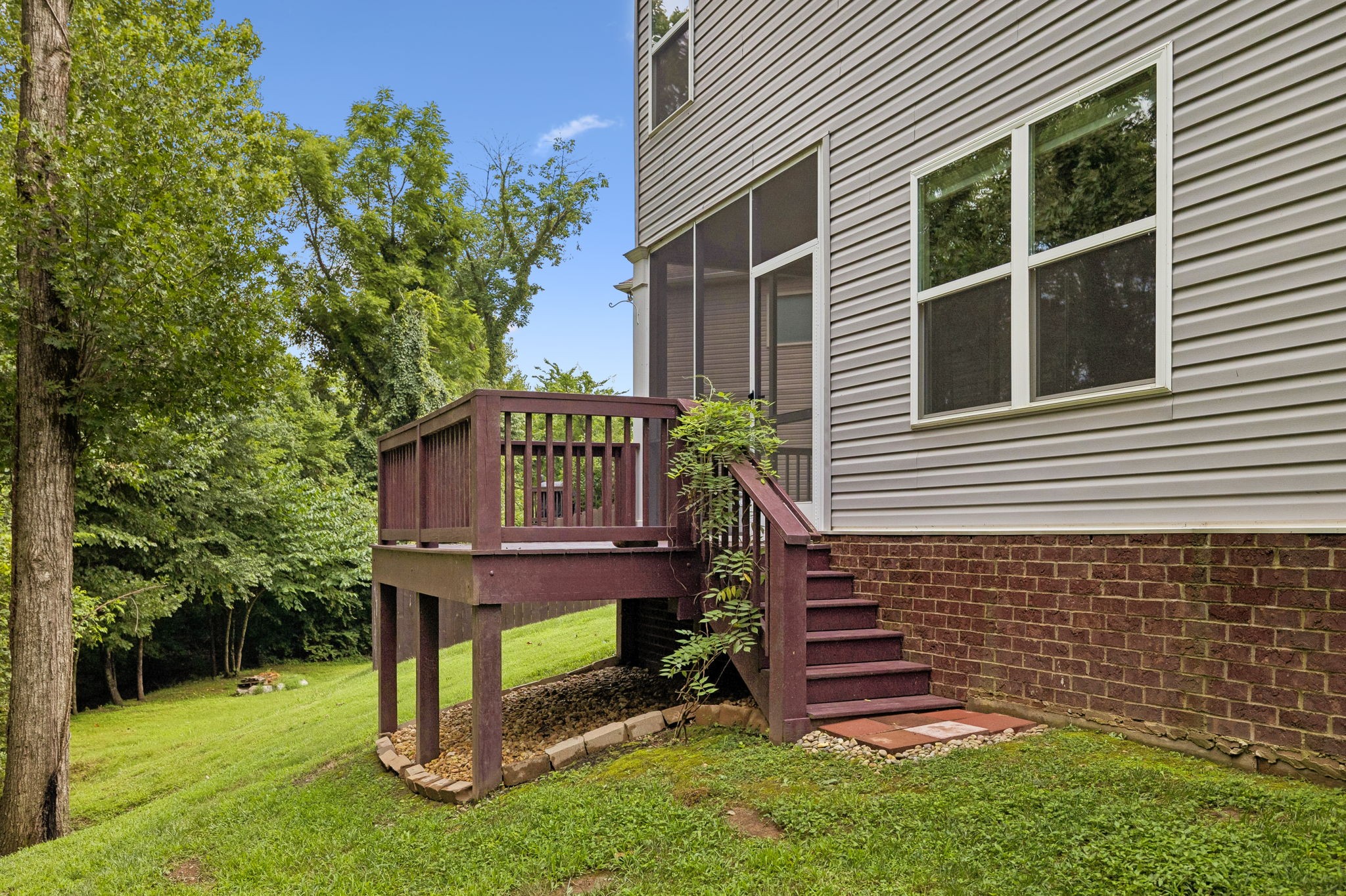 1070 Daniel Ln Property Photo 29