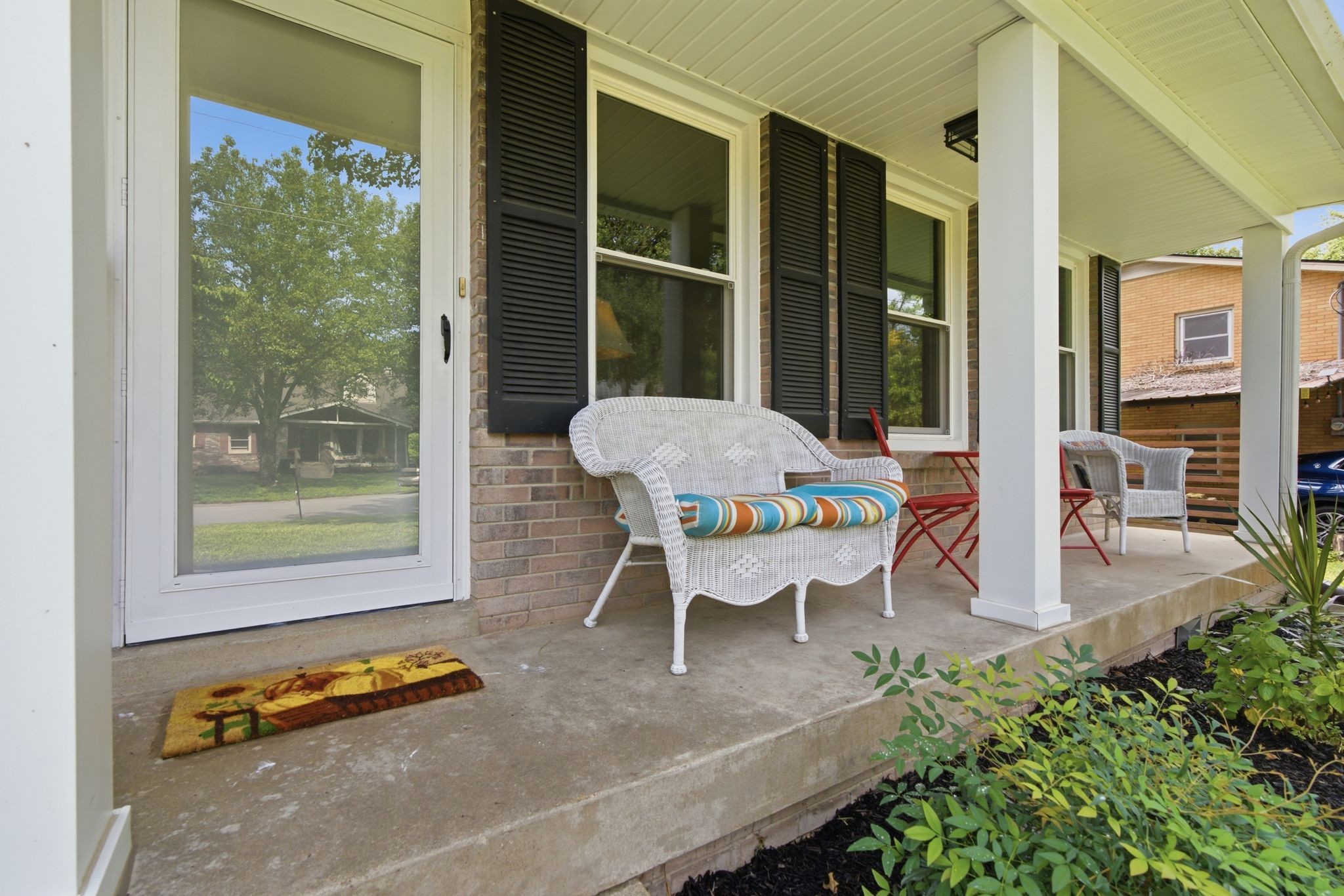 445 Harwell Dr Property Photo 4