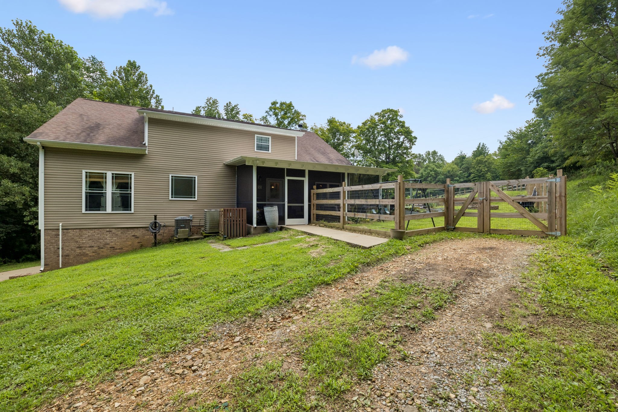 2060 Muddy Branch Rd Property Photo 69