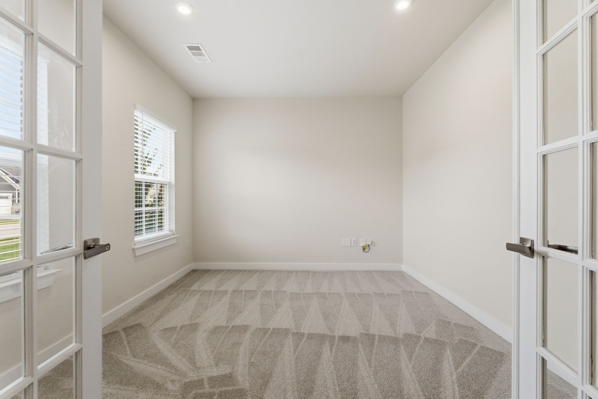 2943 Kellner Dr Property Photo 5