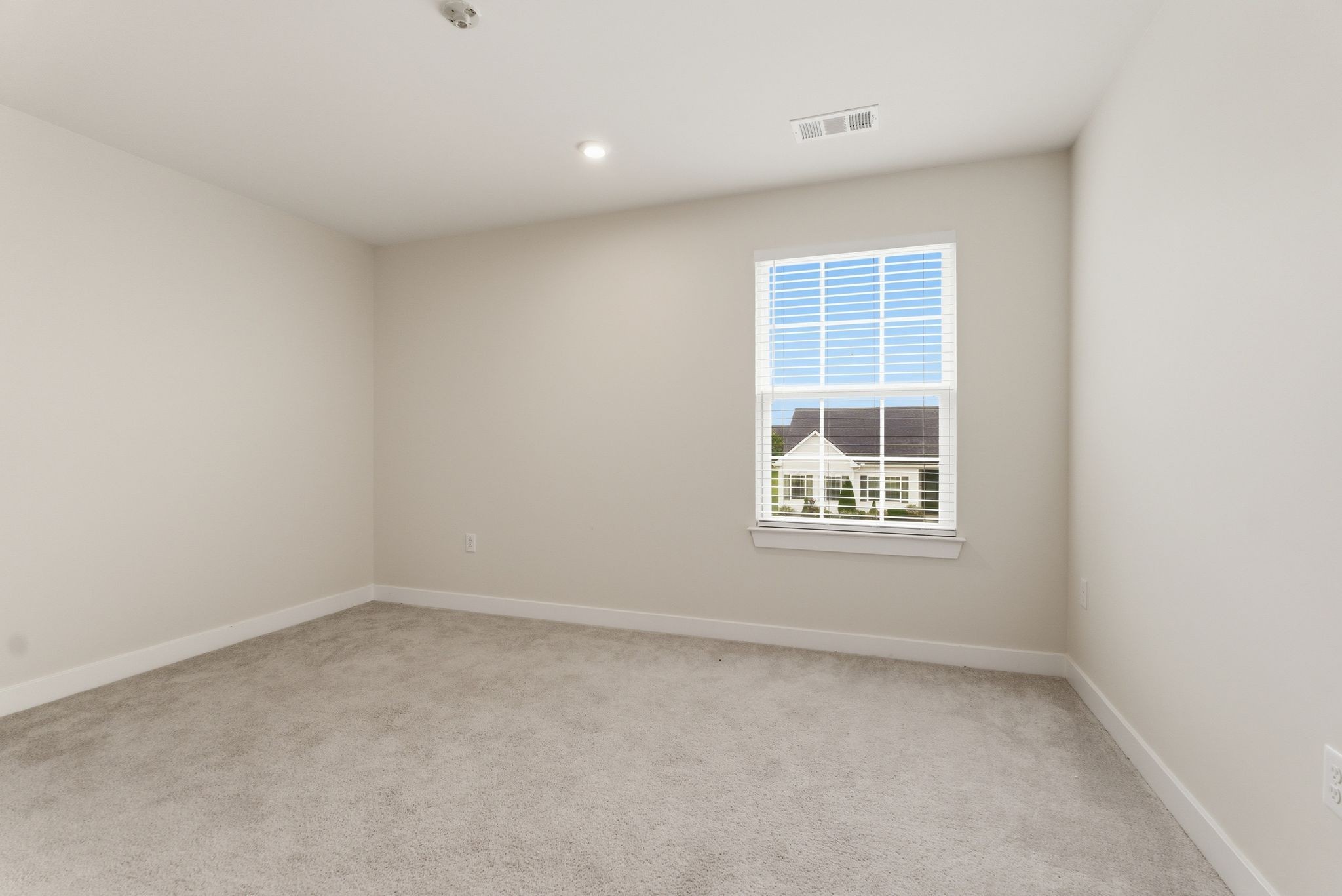 2943 Kellner Dr Property Photo 28