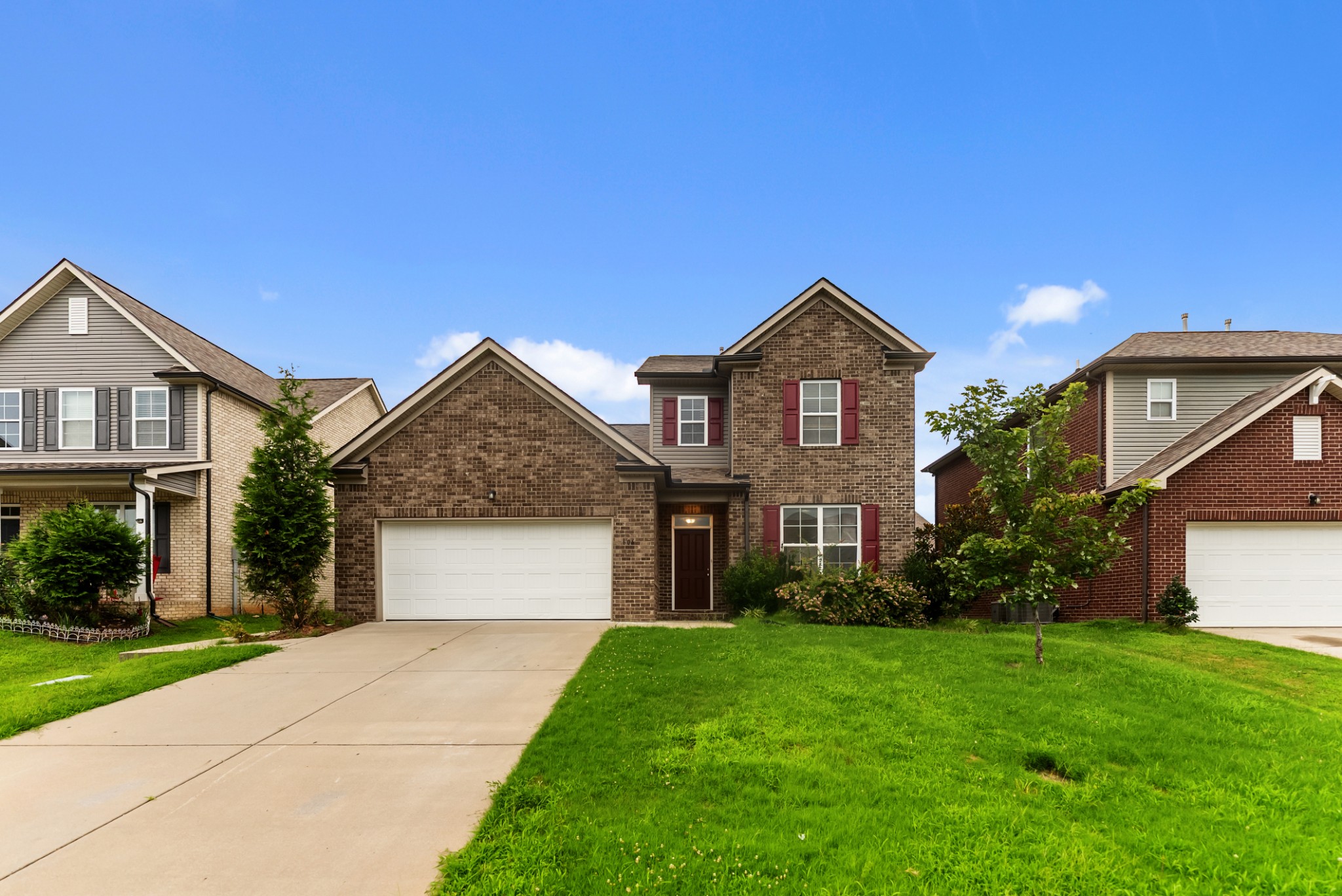 606 Green Meadow Ln
