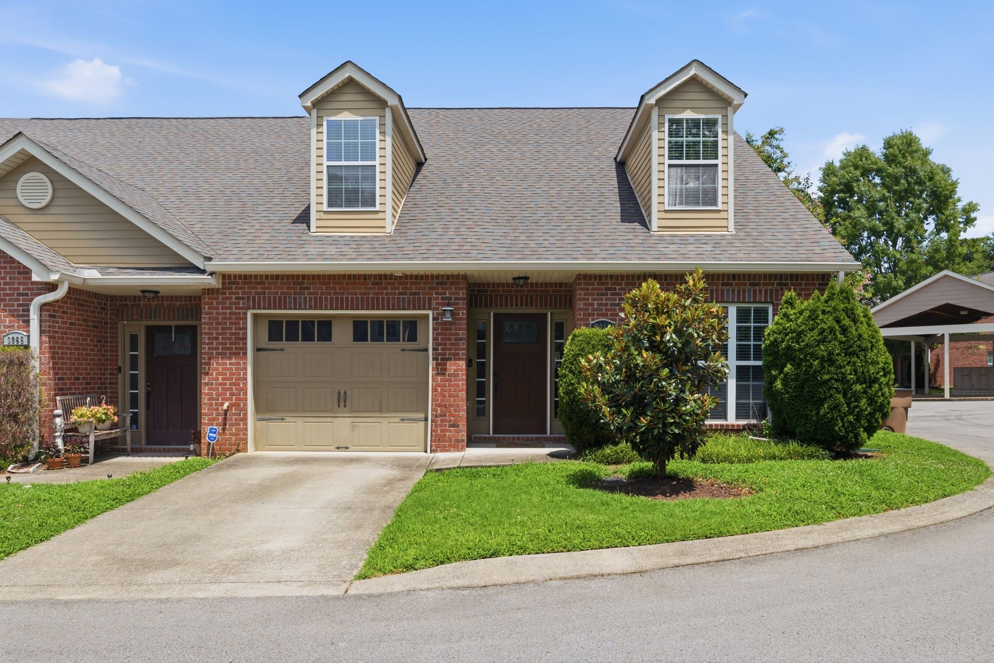 3067 Whitland Crossing Dr Property Photo 1