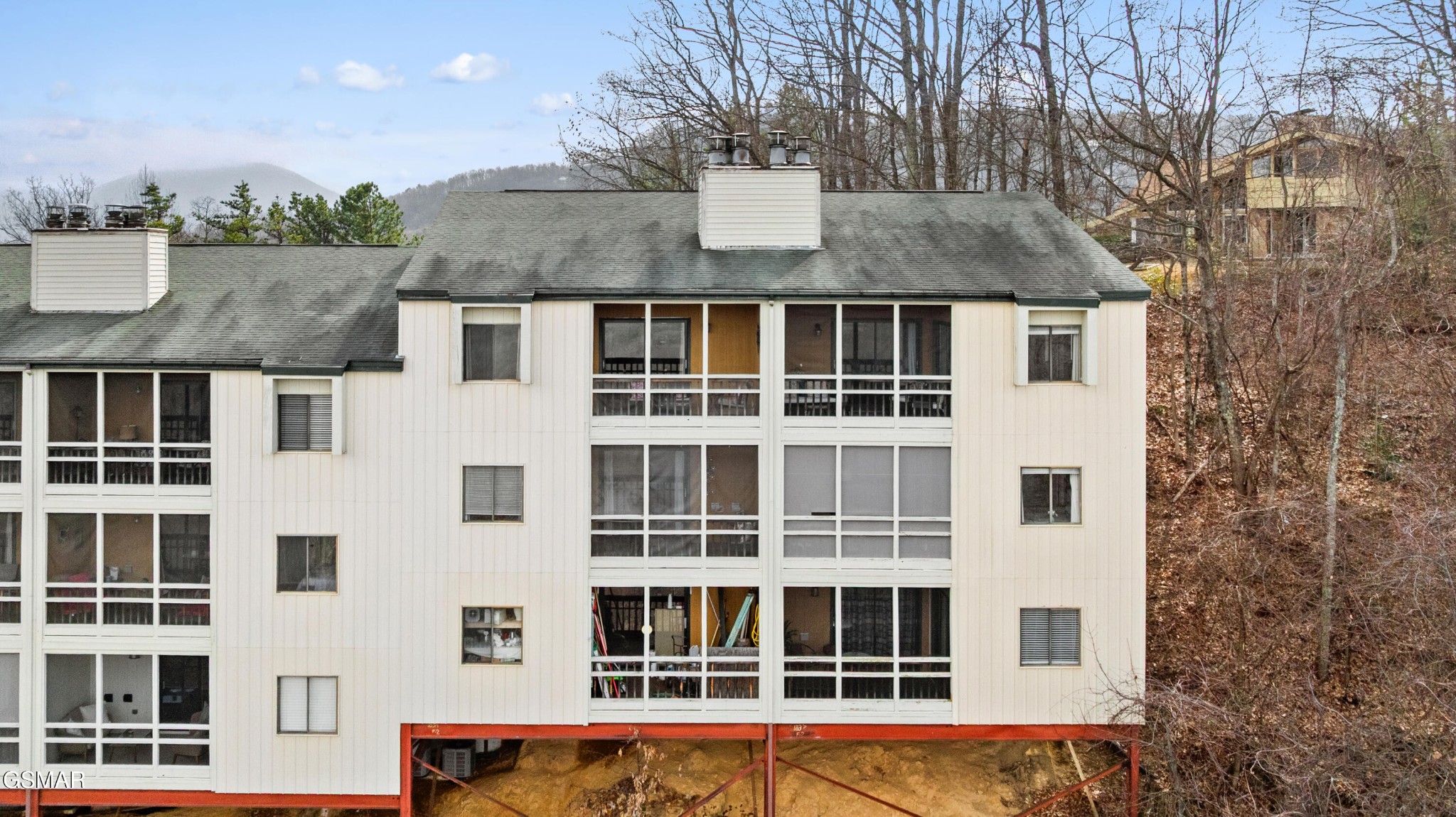 1102 Ski View Property Photo 6
