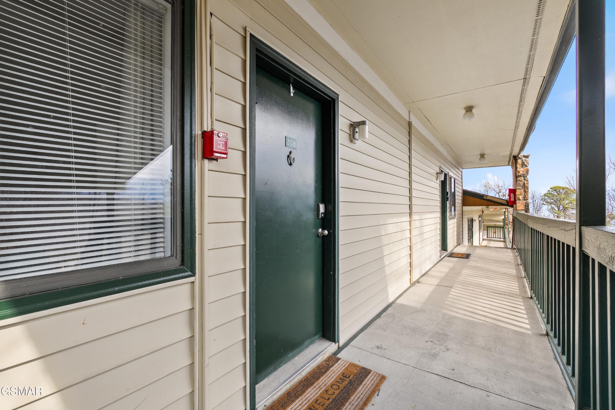 1102 Ski View Property Photo 8