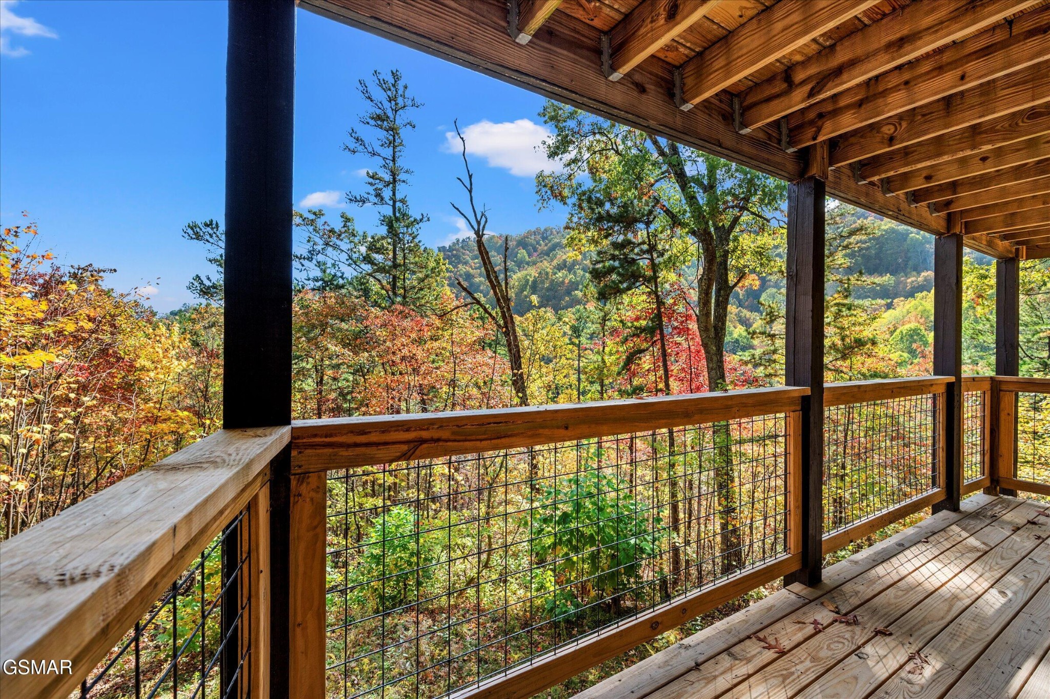 2758 Overholt Trail Property Photo 4