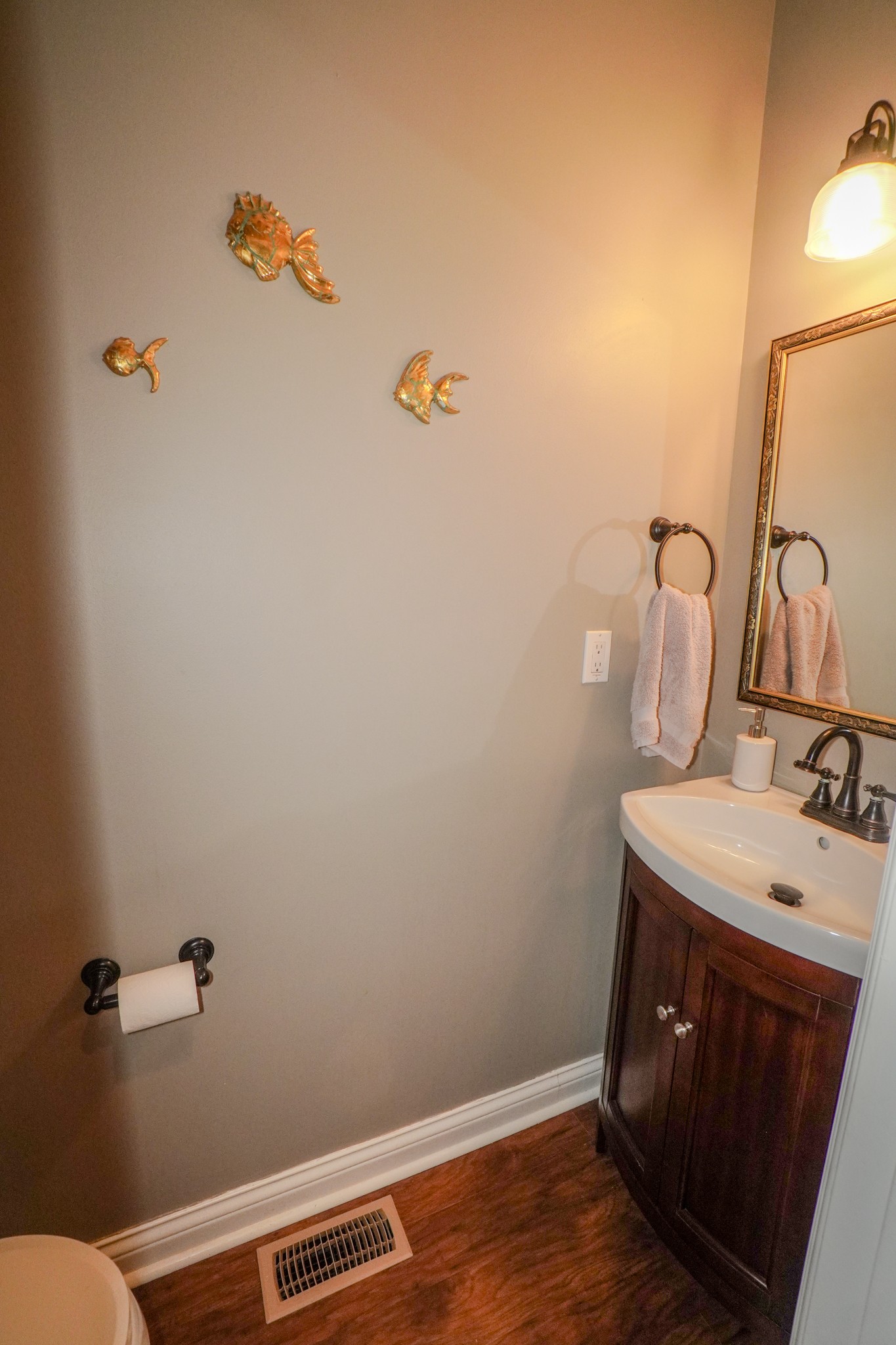 242 Lake Terrace Dr Property Photo 34