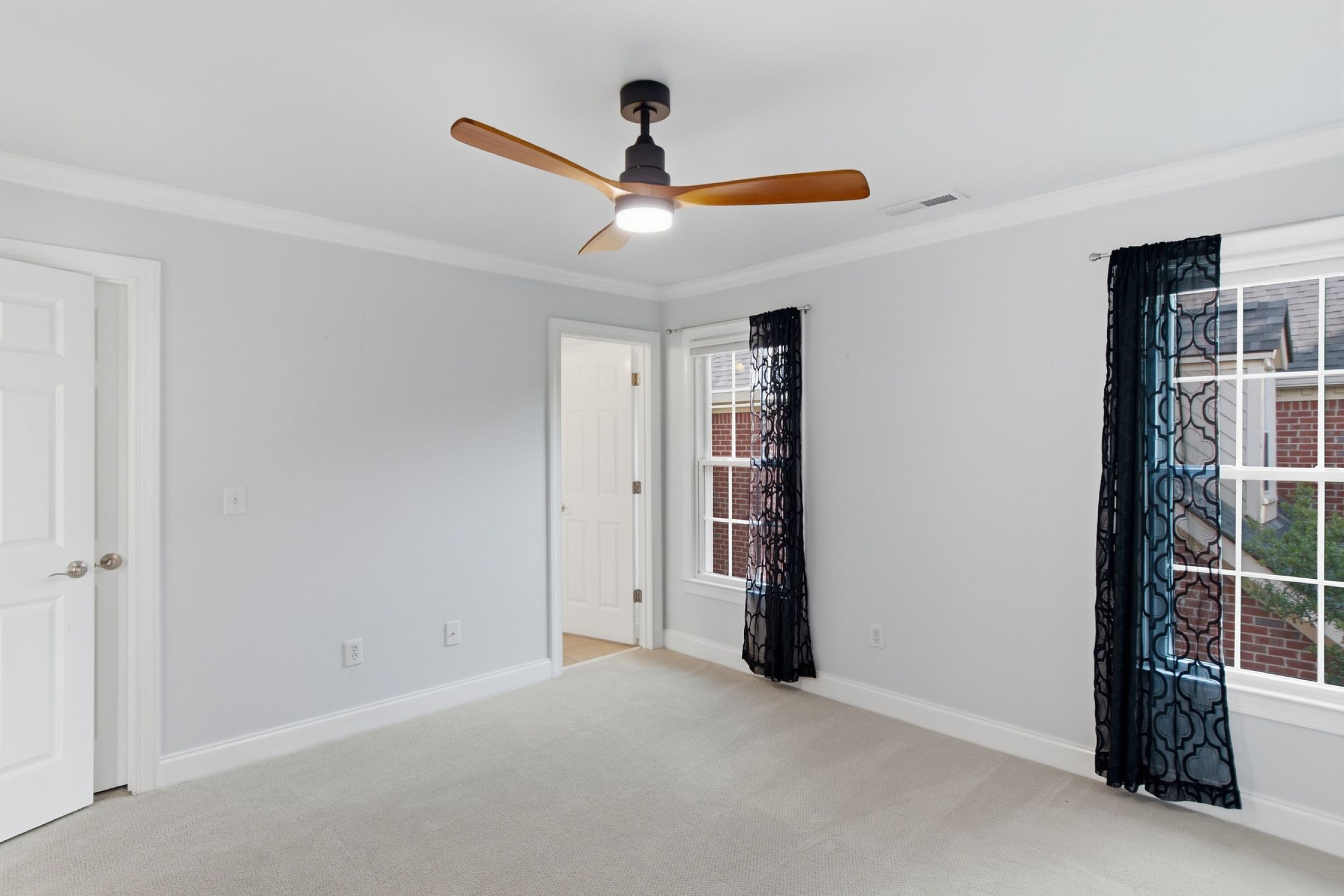 118 Gallagher Dr Property Photo 32