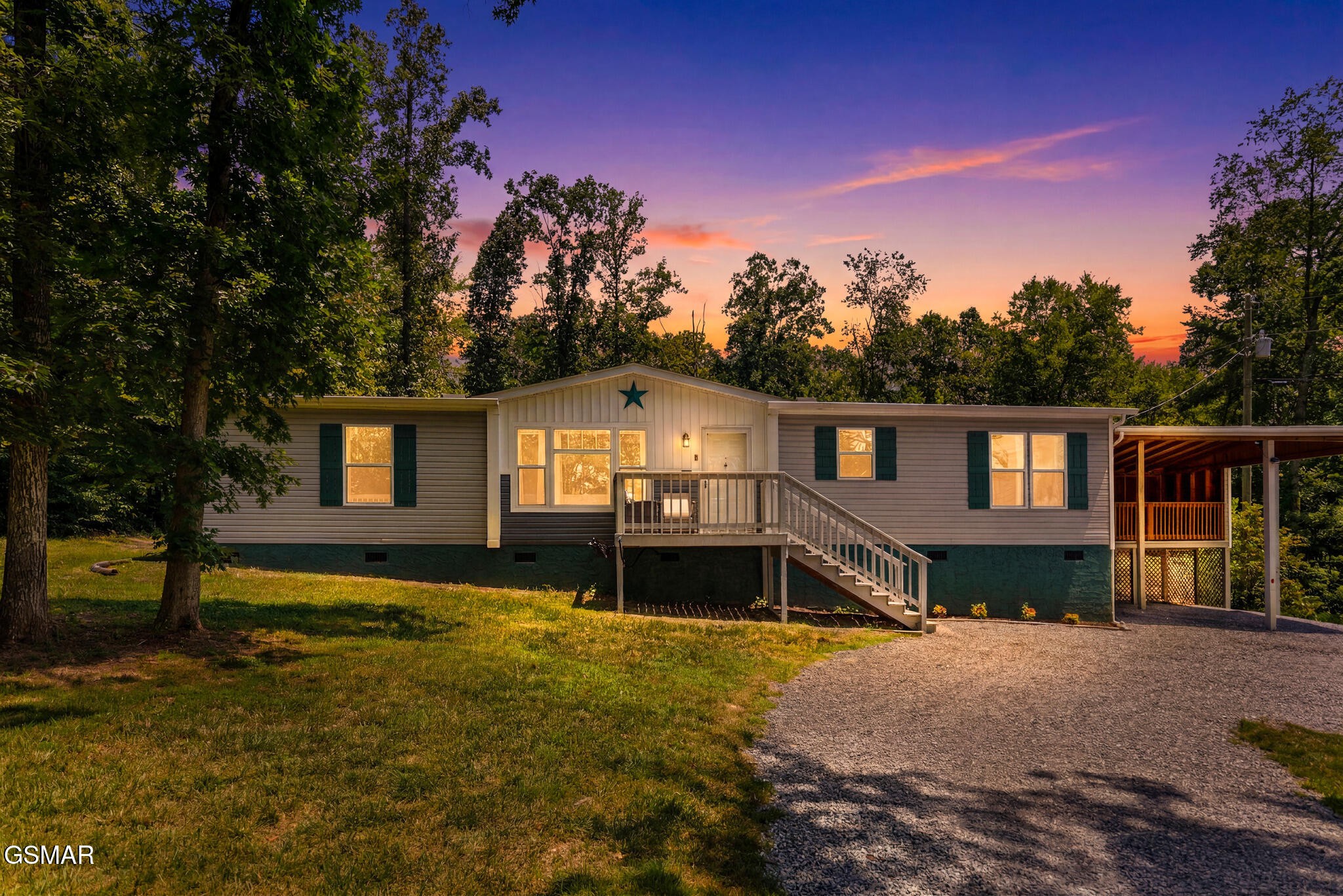 1754 Dumplin Loop Road Property Photo 1