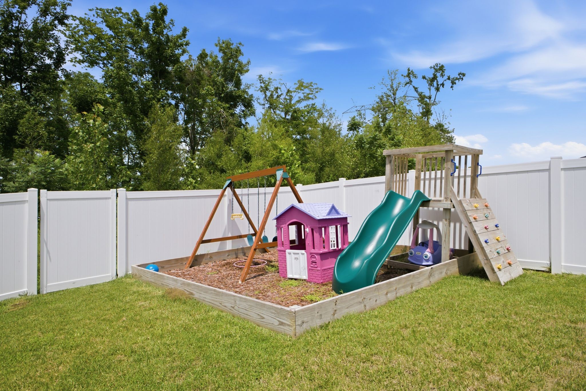 7579 Maggie Dr Property Photo 32