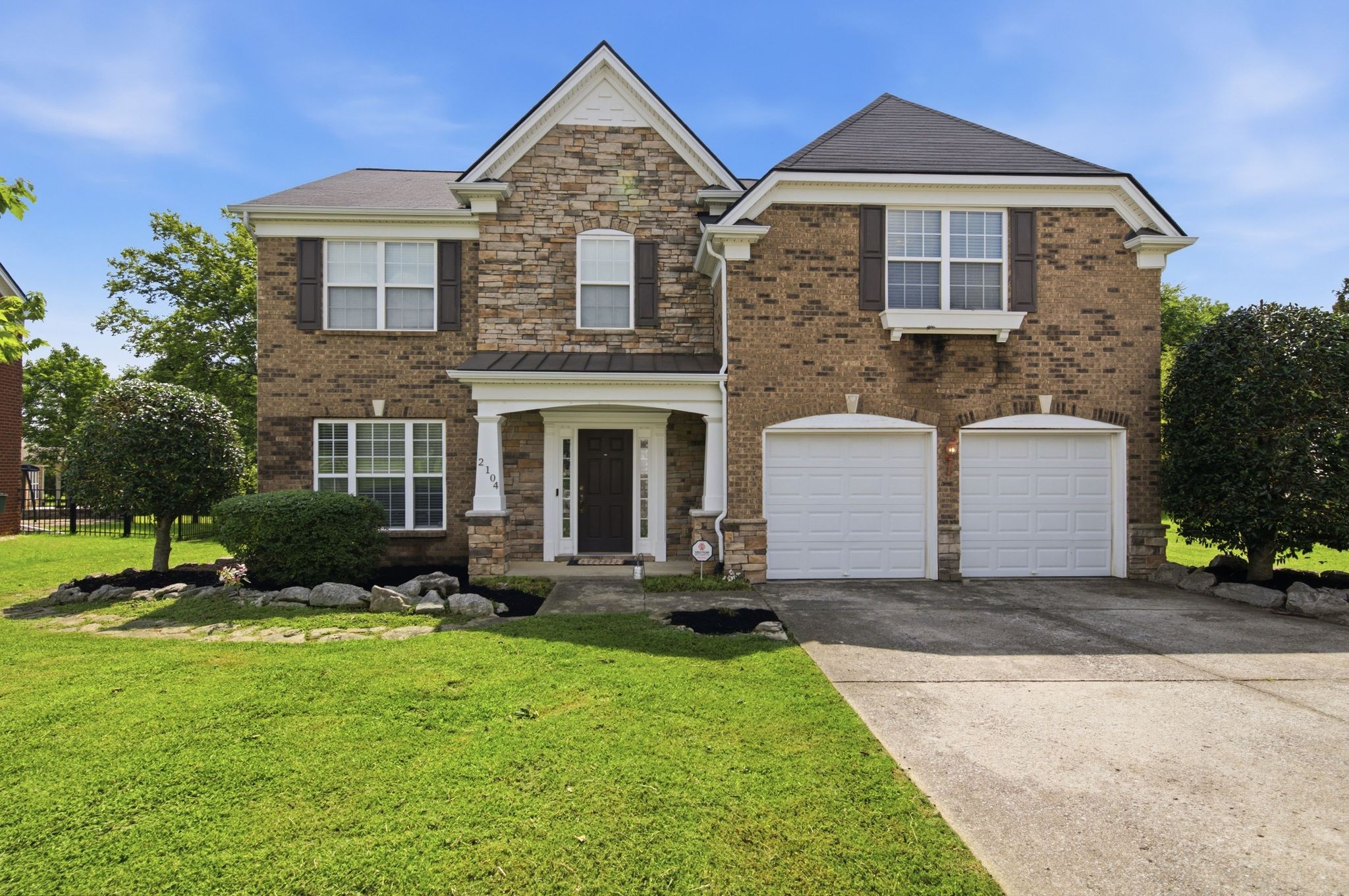 2104 Sister Ct Property Photo 1