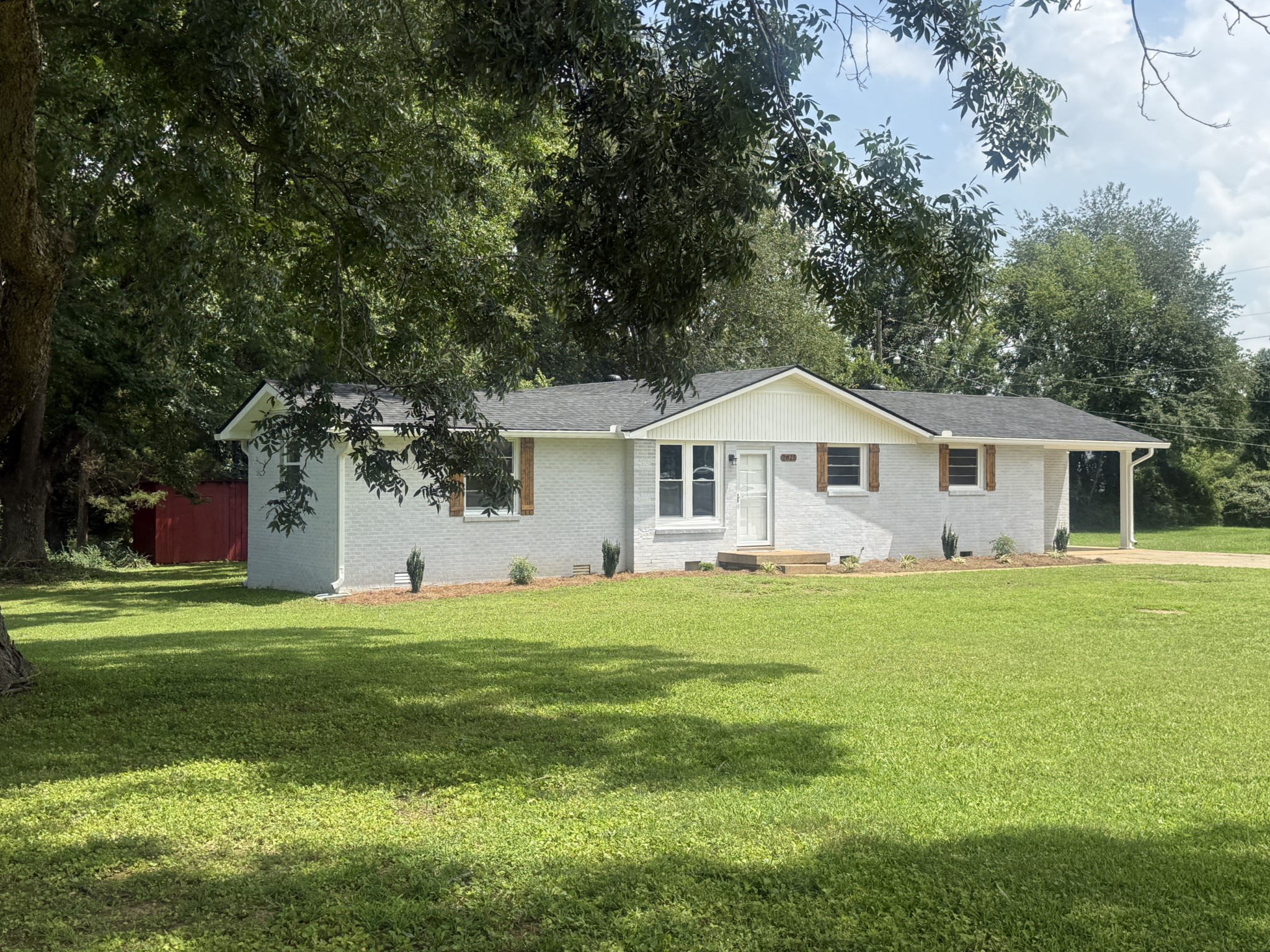 2825 Lylewood Rd Property Photo 1