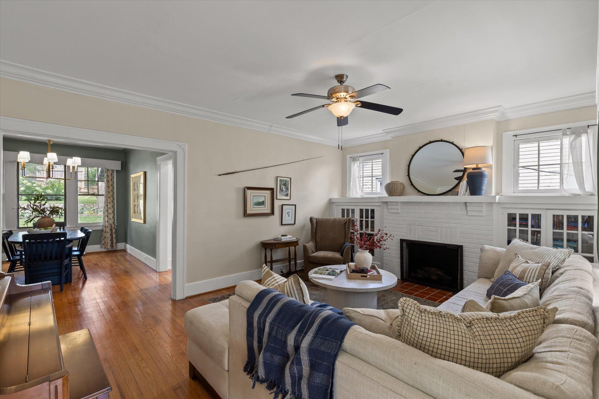 1121 Highland Drive Property Photo 1