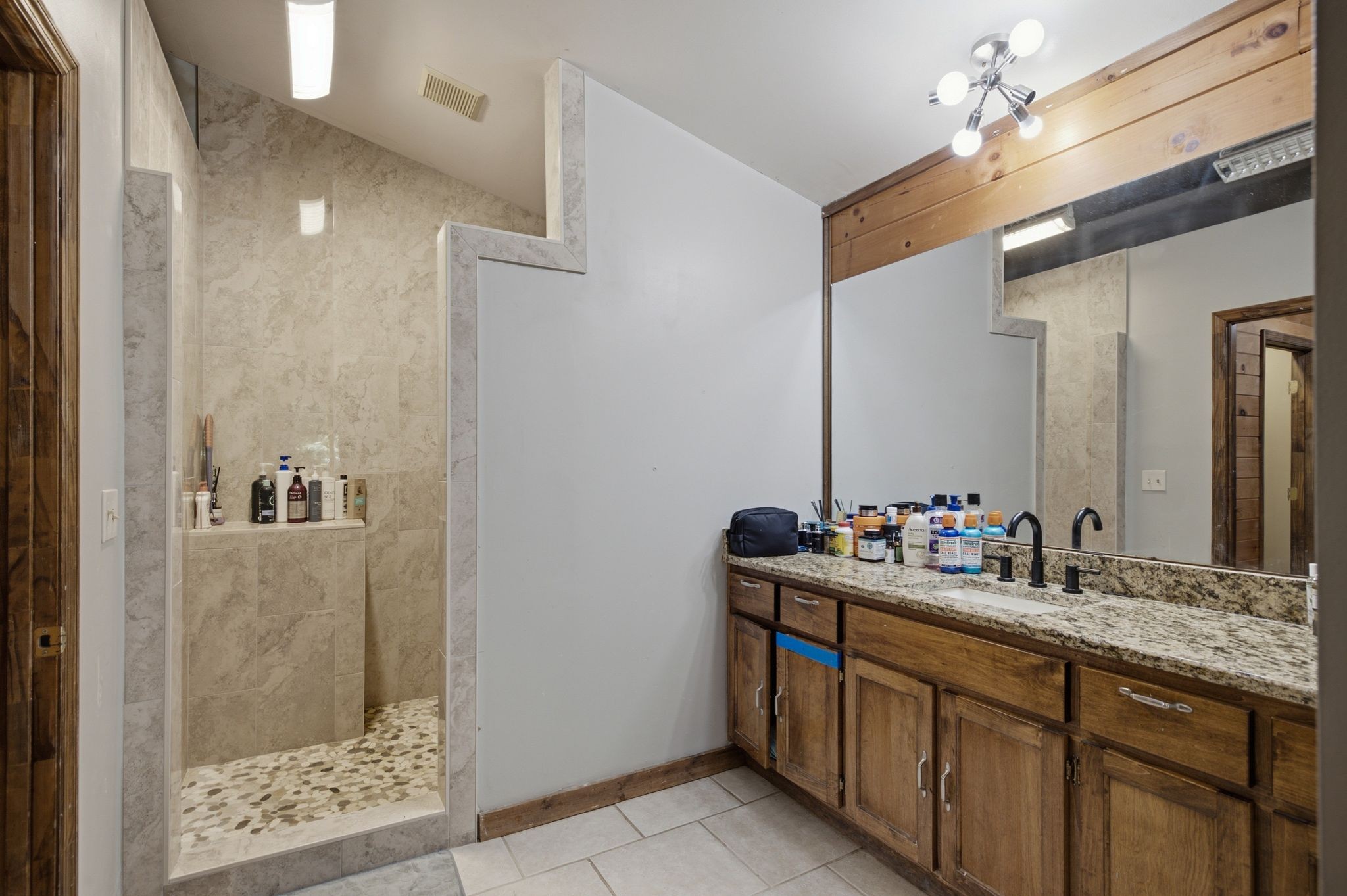 2425 Allisona Rd Property Photo 17