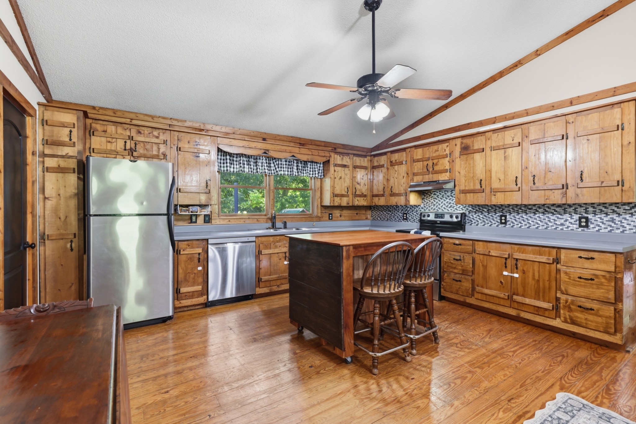 4628 County Home Rd Property Photo 15
