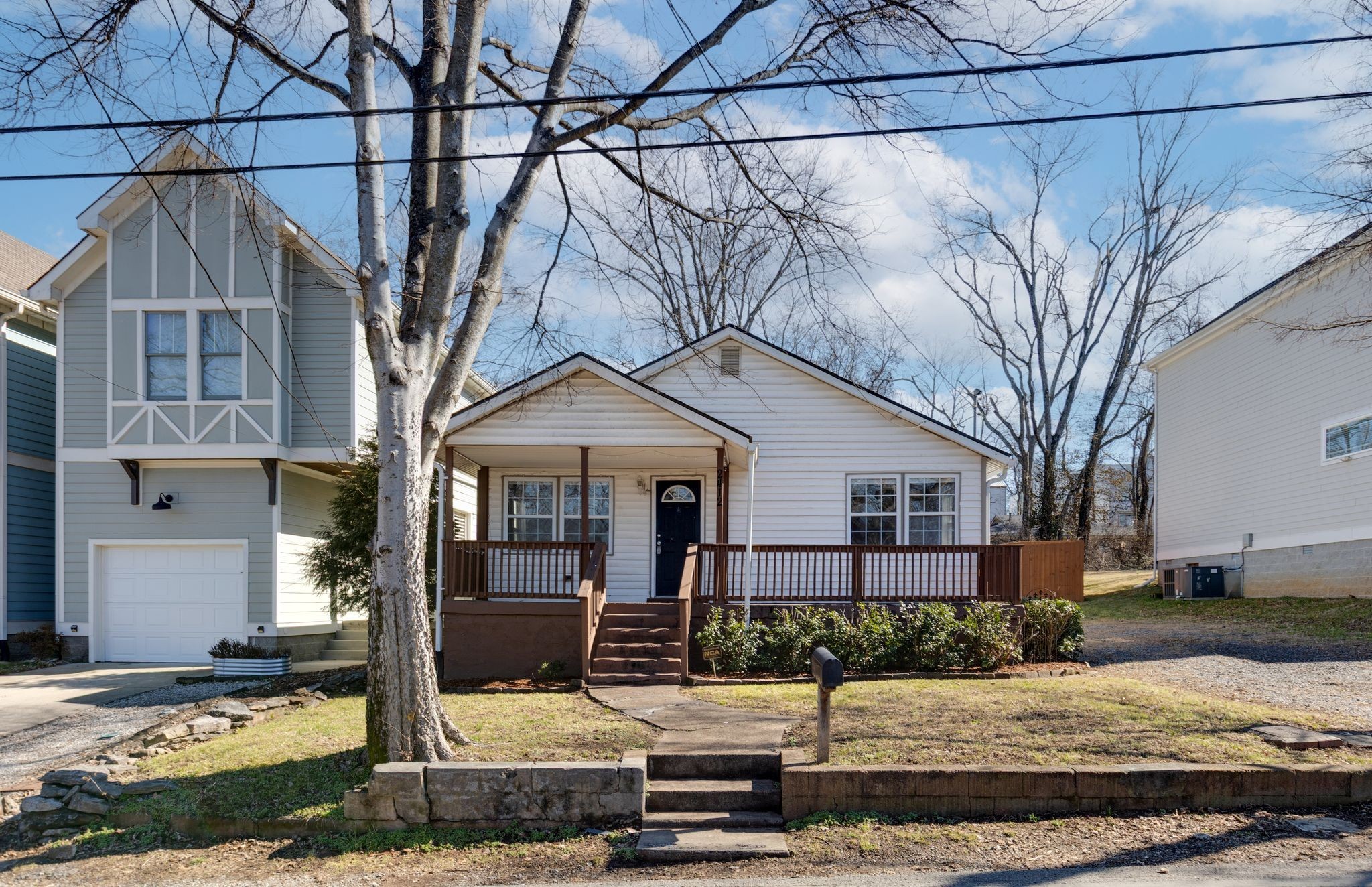 2412 Chapel Ave Property Photo 1