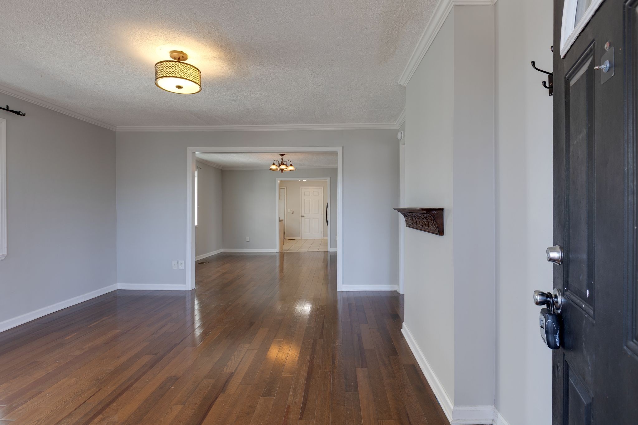 2412 Chapel Ave Property Photo 8