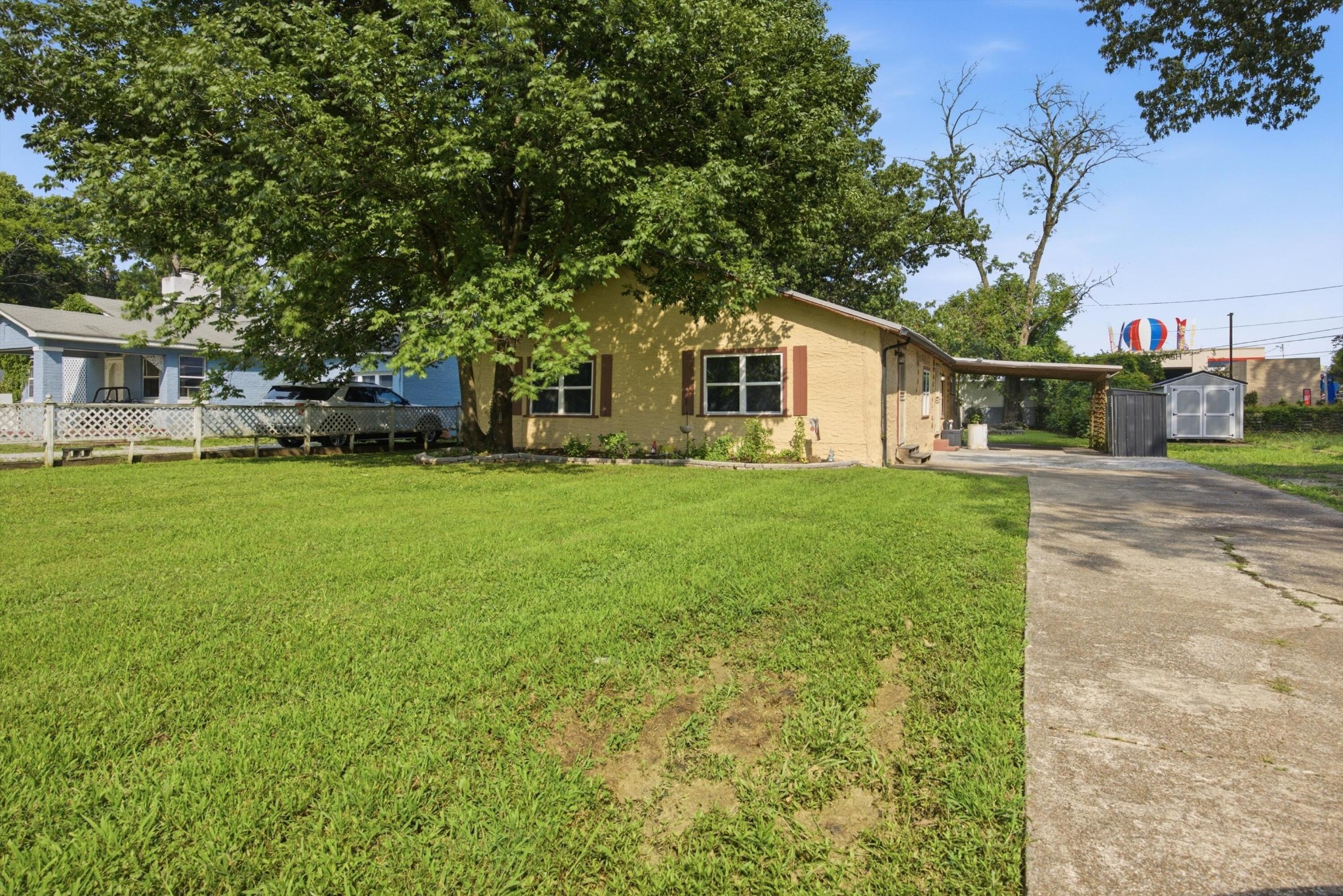 206 Maplewood Avenue Property Photo 1