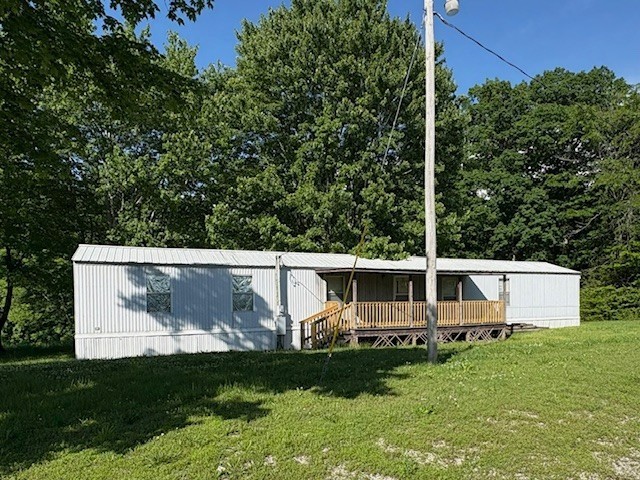 1012 Topsy Store Rd Property Photo 1
