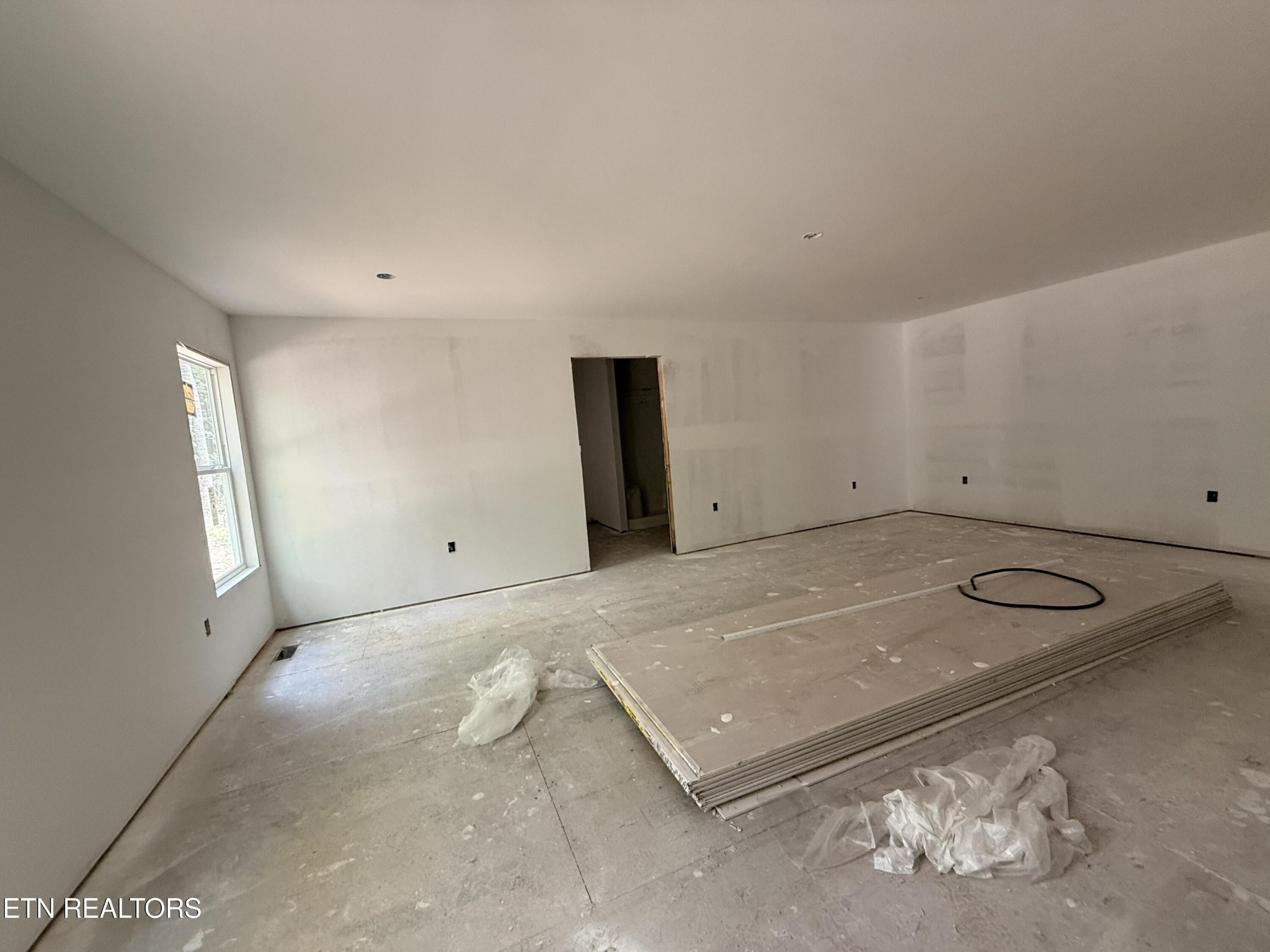 550 Stone Cliff Lane Property Photo 10