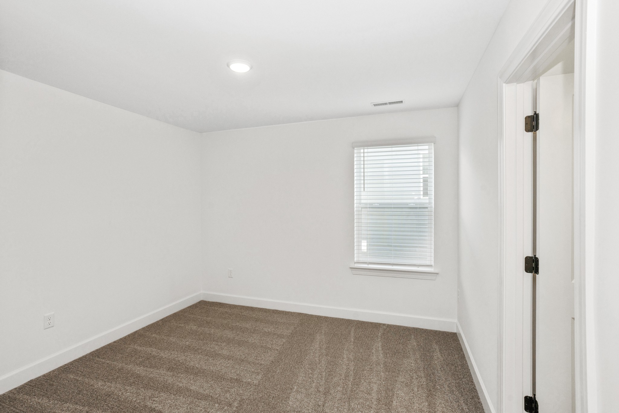 134 West Cassa Way Property Photo 26