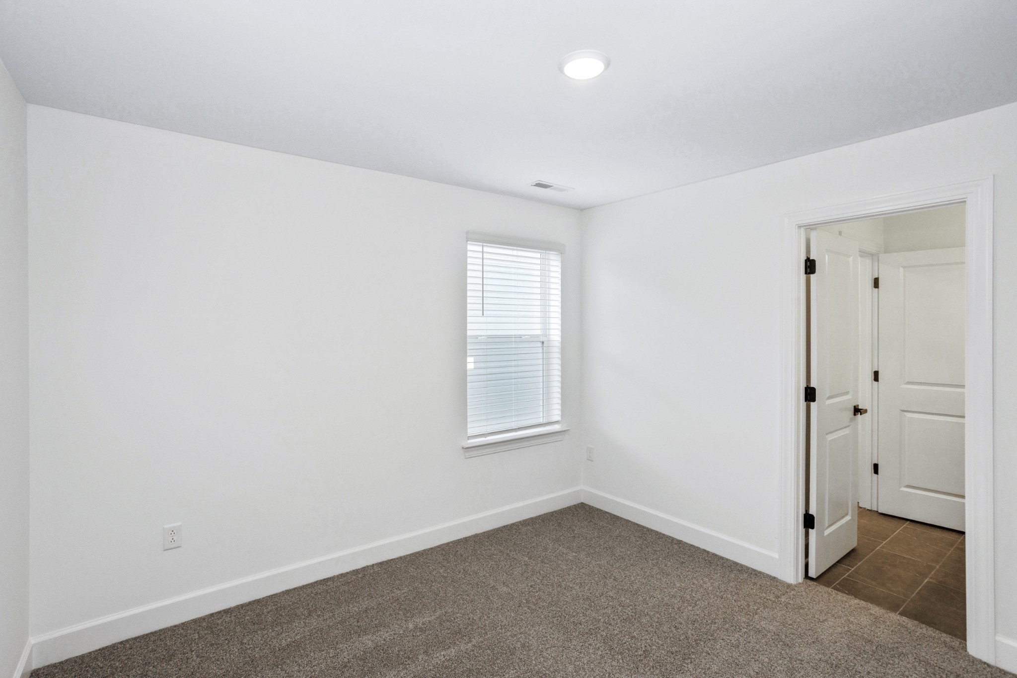 134 West Cassa Way Property Photo 27