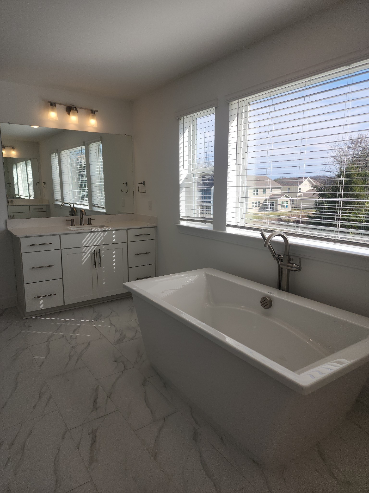 134 West Cassa Way Property Photo 34