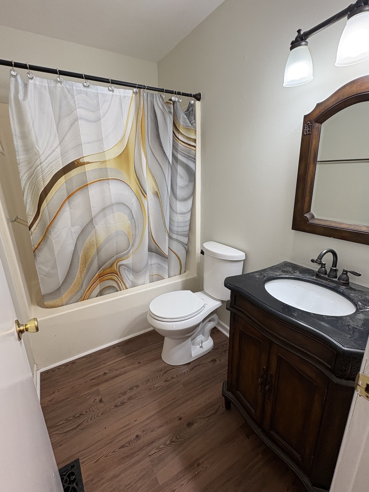 2075 Stonebrook Dr Property Photo 12