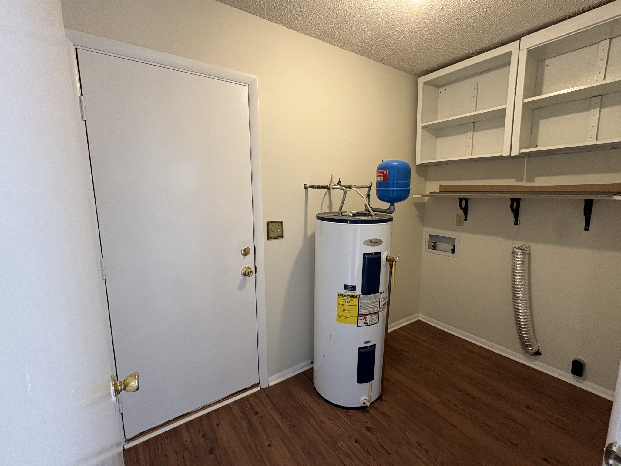2075 Stonebrook Dr Property Photo 13