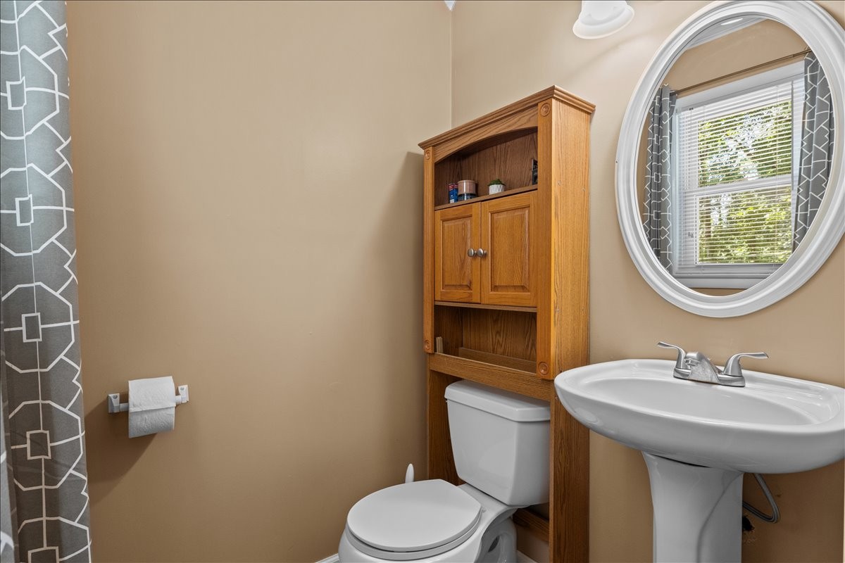353 Powers Blvd Property Photo 19