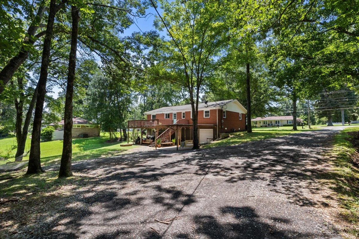 353 Powers Blvd Property Photo 44