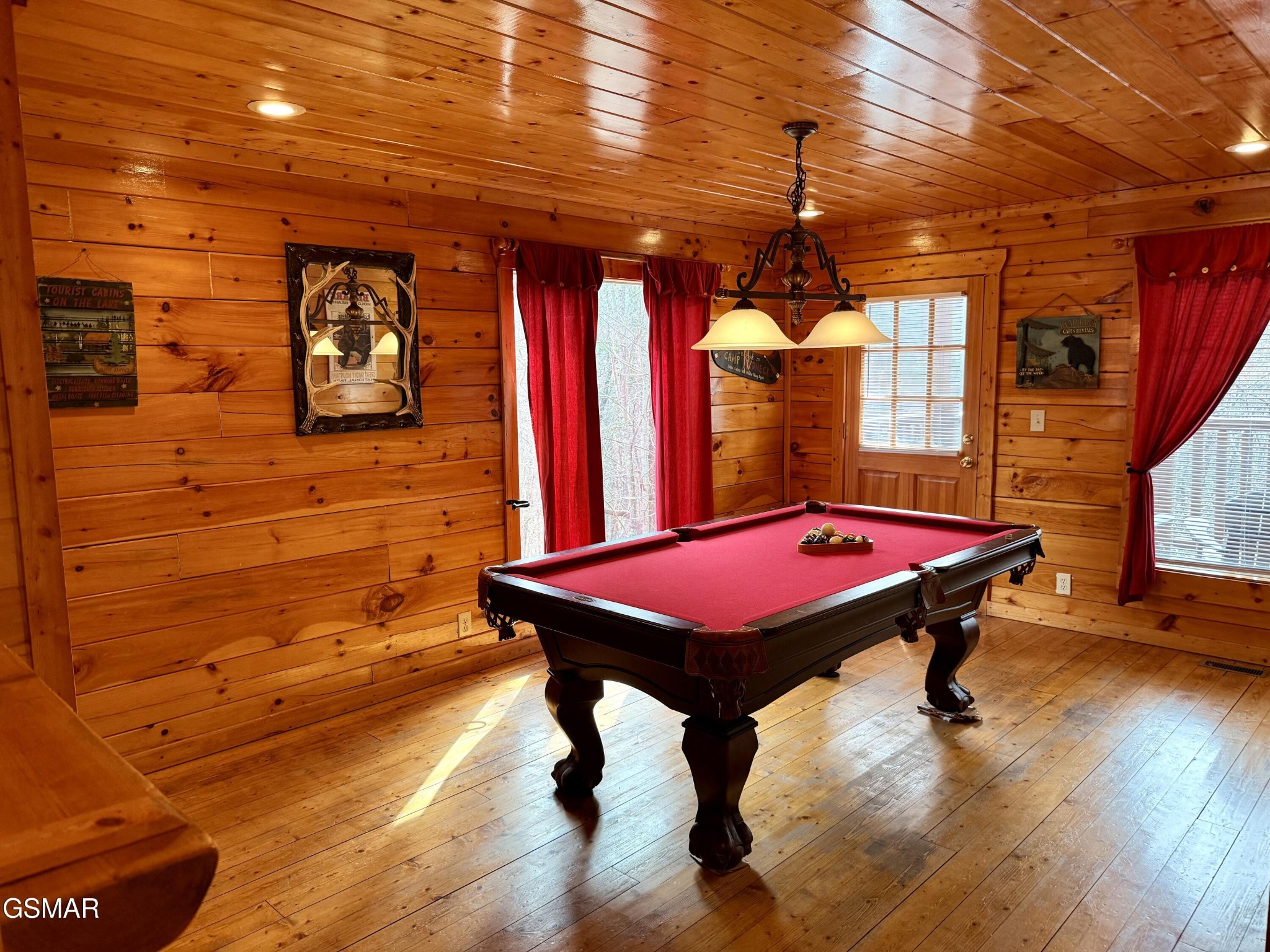 1724 Azalea Circle Property Photo 8