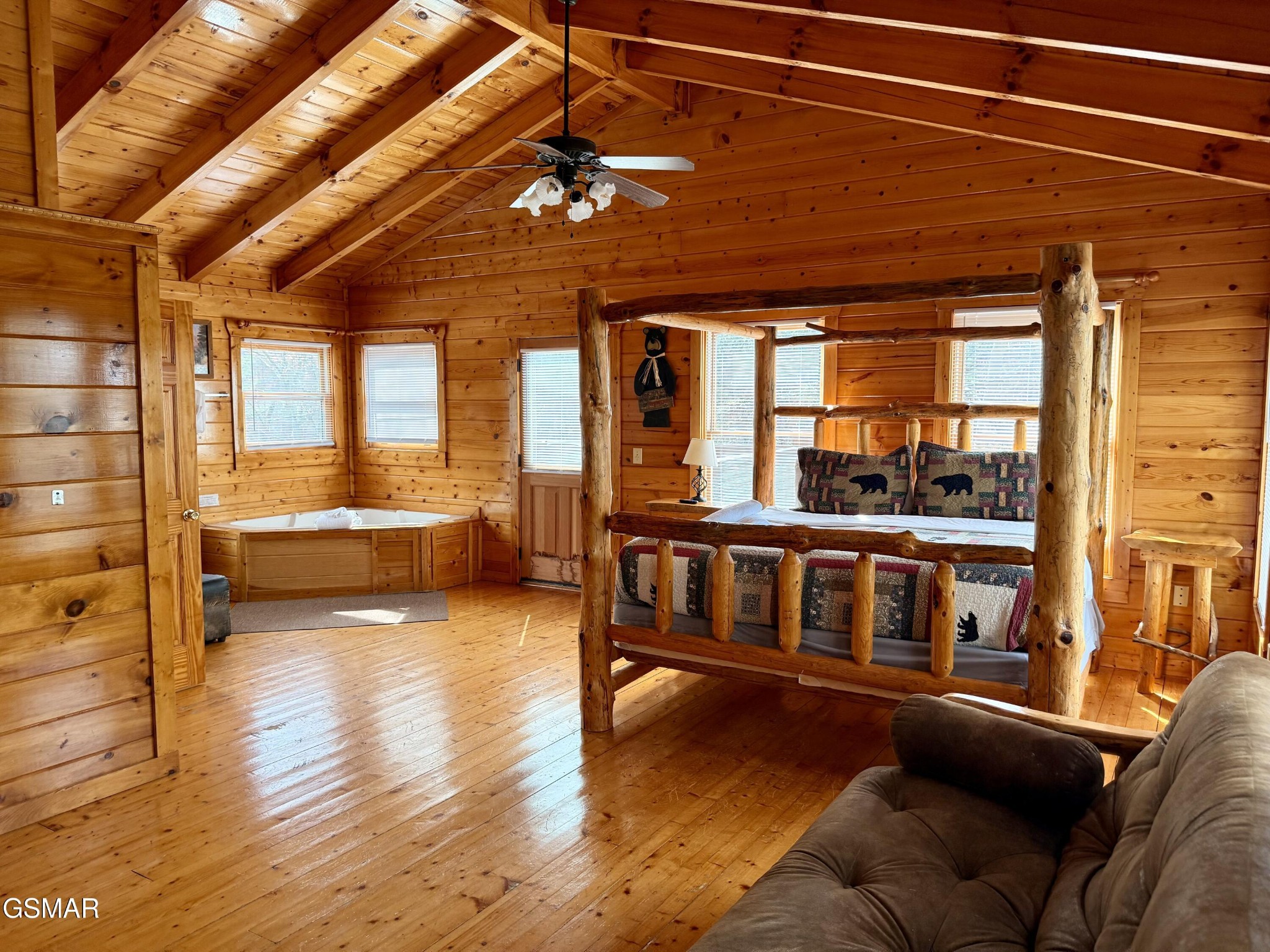 1724 Azalea Circle Property Photo 12