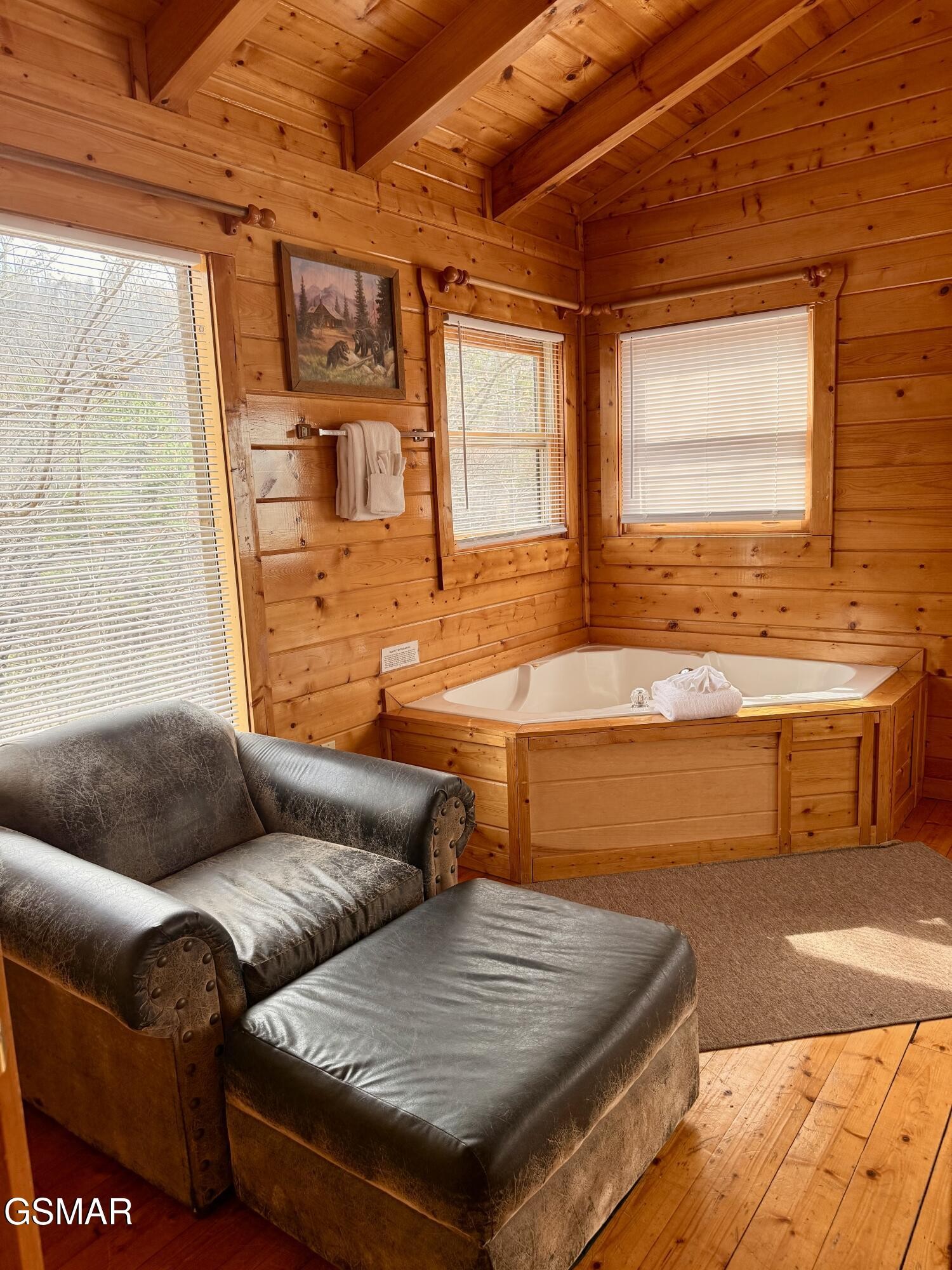 1724 Azalea Circle Property Photo 16
