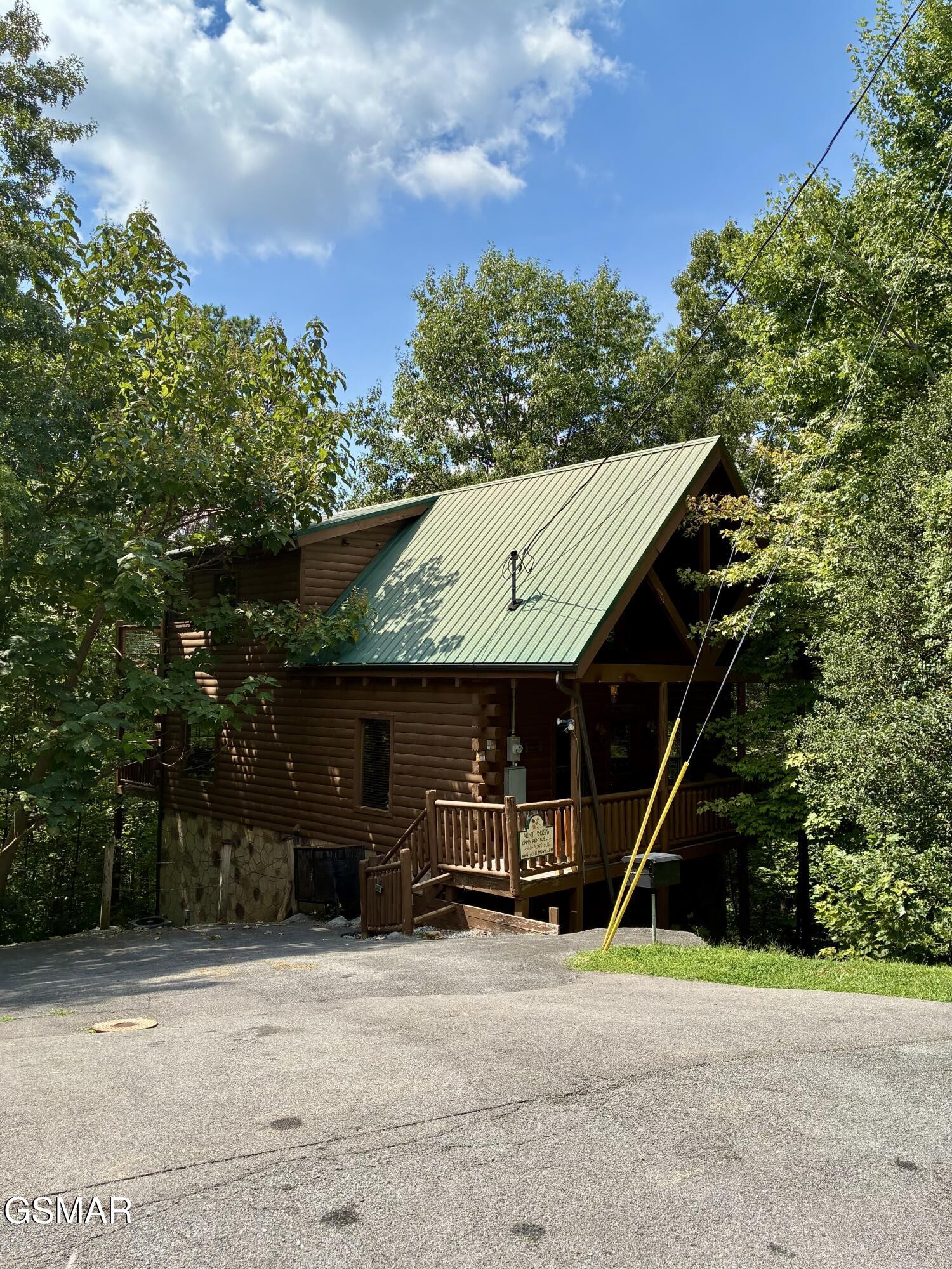 1724 Azalea Circle Property Photo 31