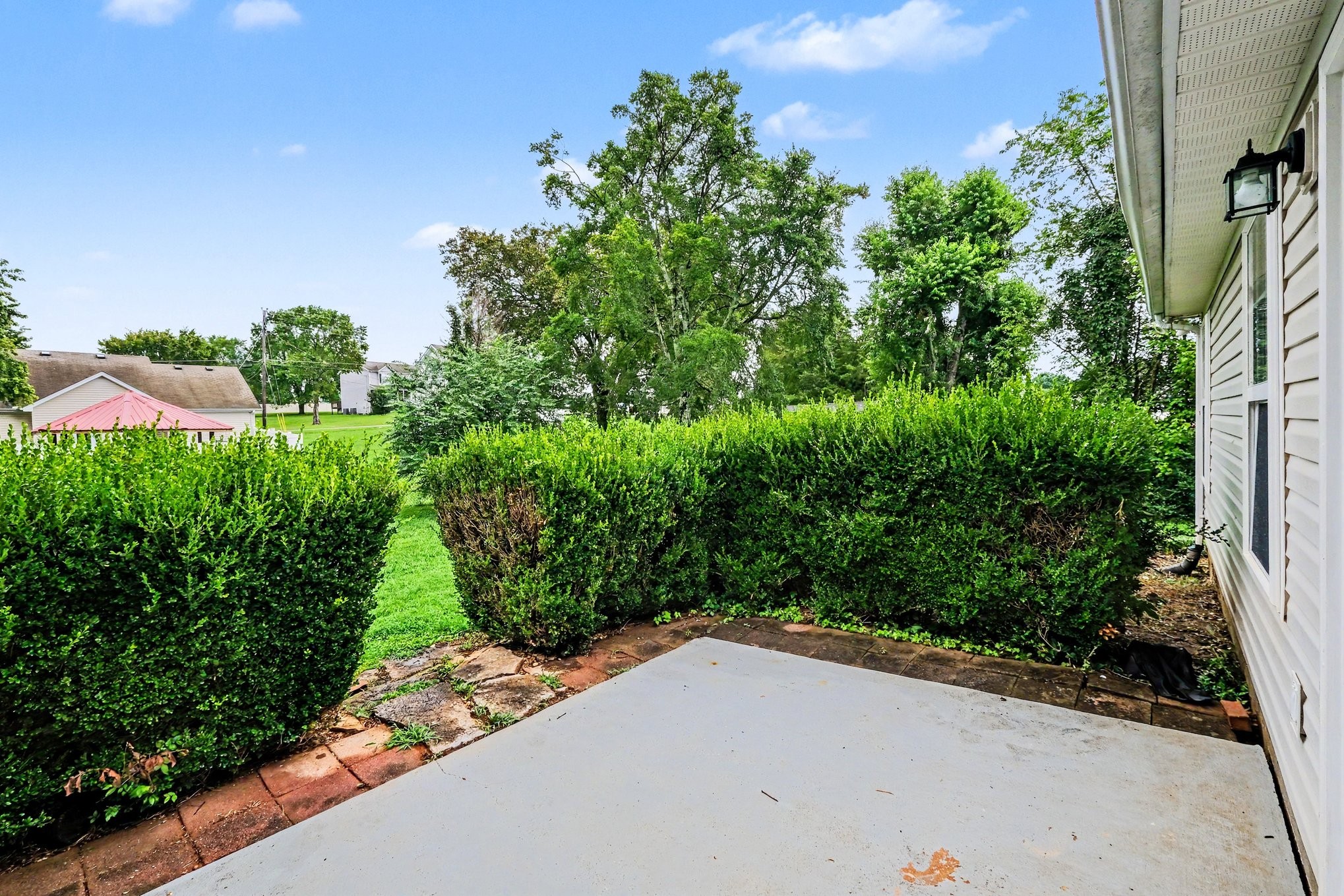 107 Breeze Dr Property Photo 15