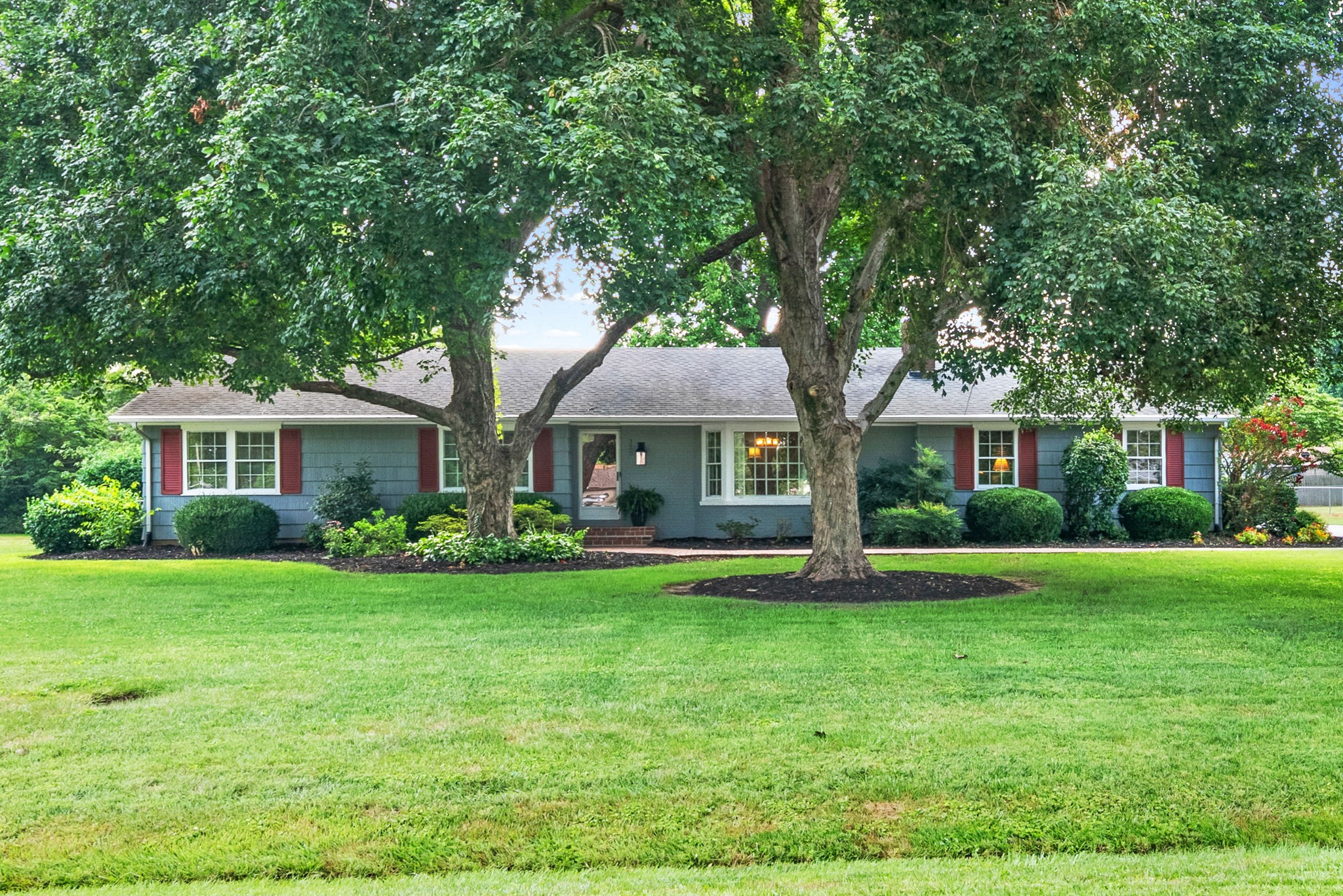 320 Skyline Park Dr