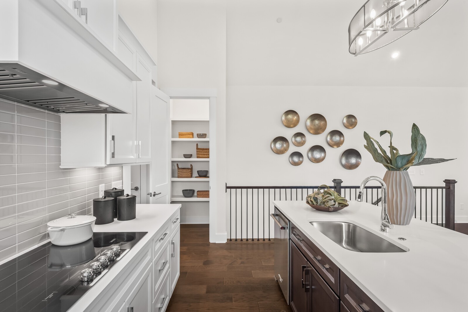 2093 Conductor Ln Property Photo 20