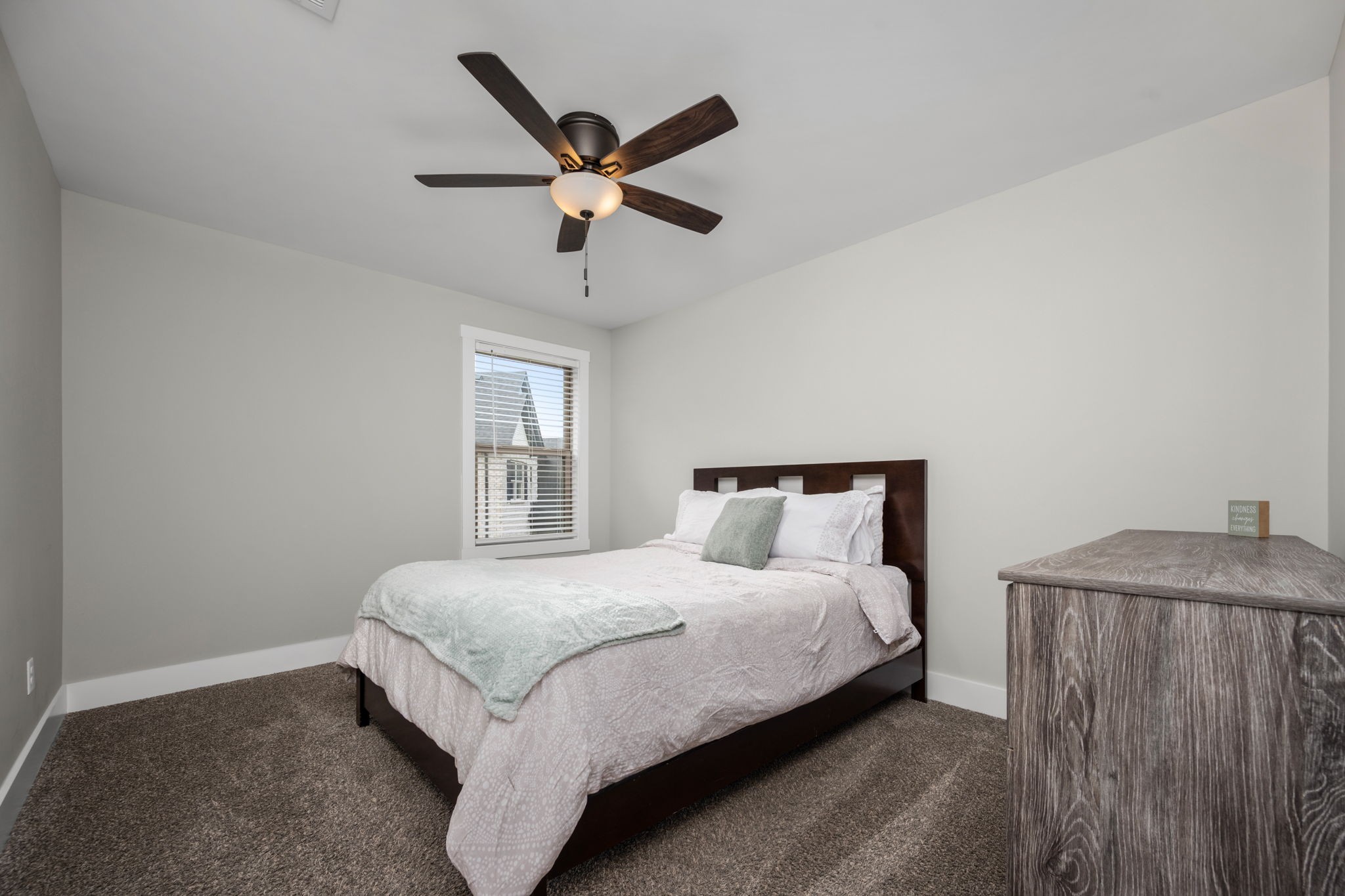 905 Brileigh Mae Pass Property Photo 32