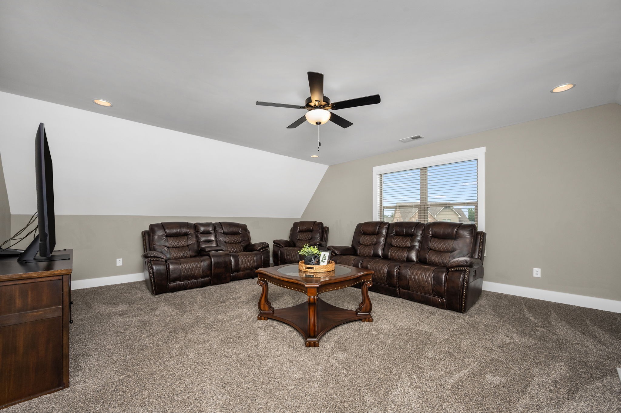 905 Brileigh Mae Pass Property Photo 33